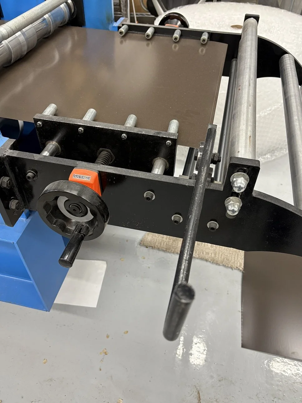 USED ROLLFORMER 24" W VALLEY MACHINE W/ 3/4" W AND HEMS