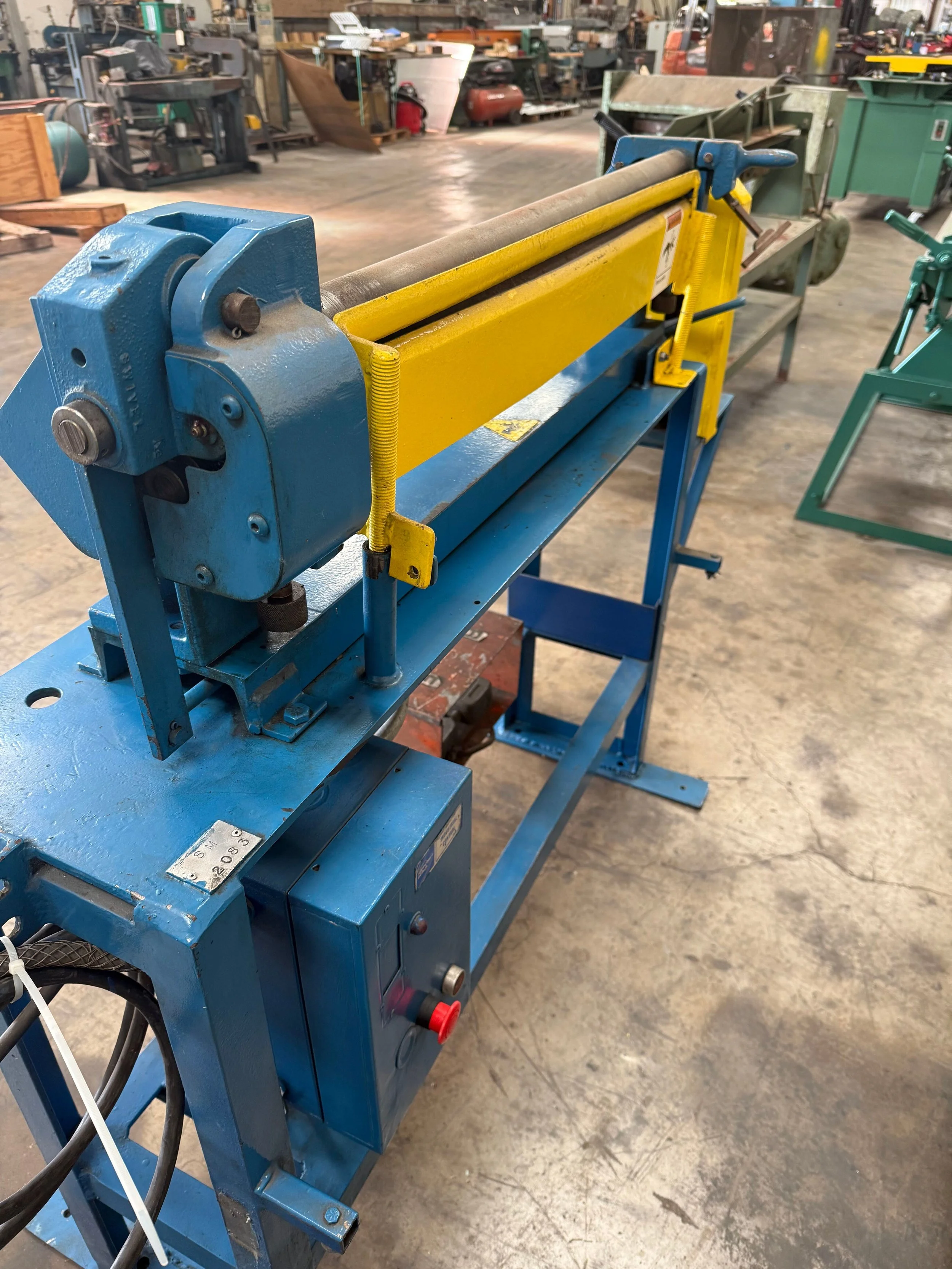 Discover the power of the USED PEXTO 36IN 22GA Powered Slip Roll! Perfect for bending metal with ease.