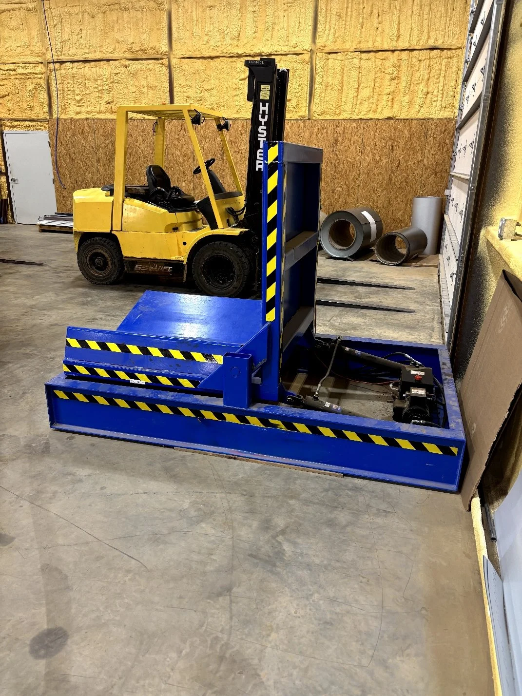 USED COIL UPENDER/TIPPER