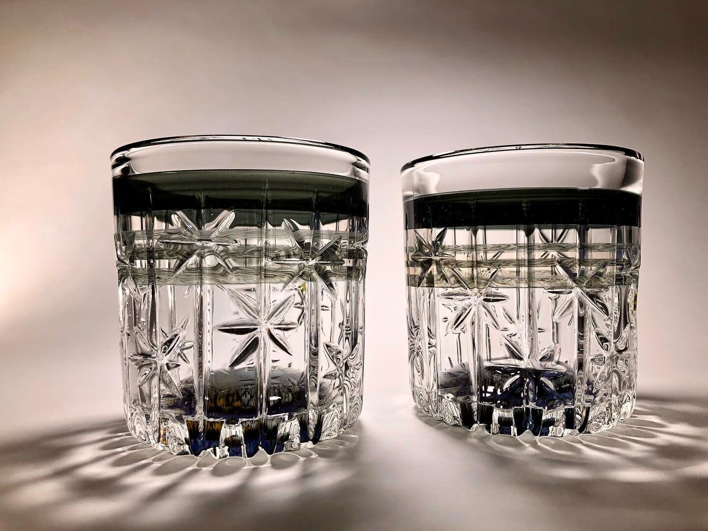 -

unified glass theory&hellip;

13oz..3.75&rdquo;x3.5&rdquo;.
38 of 50..

#rotationalscience #dotticello #twoofakind #pairs #carvedglass #glassart #barart #cheers #barcraft #drinkware #glassware #drinkingvessels #barware #drinkclassy #sets #carvedgl