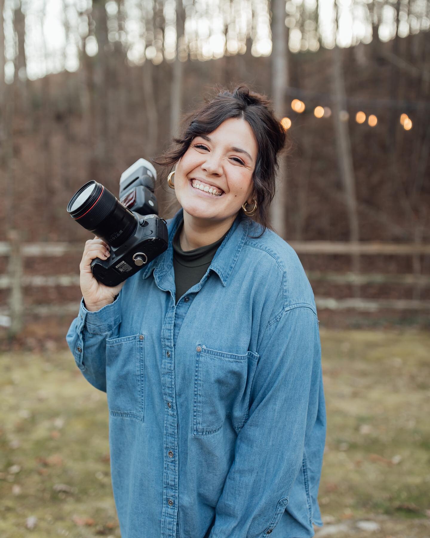 HAPPY FRIDAY FRIENDS!!!! No better day than today for my first introduction of the year&hellip;.

My name is Tiffany and I am the girl behind the lens! I have been documenting people&rsquo;s big moments for TEN YEARS now and quite honestly I am blown