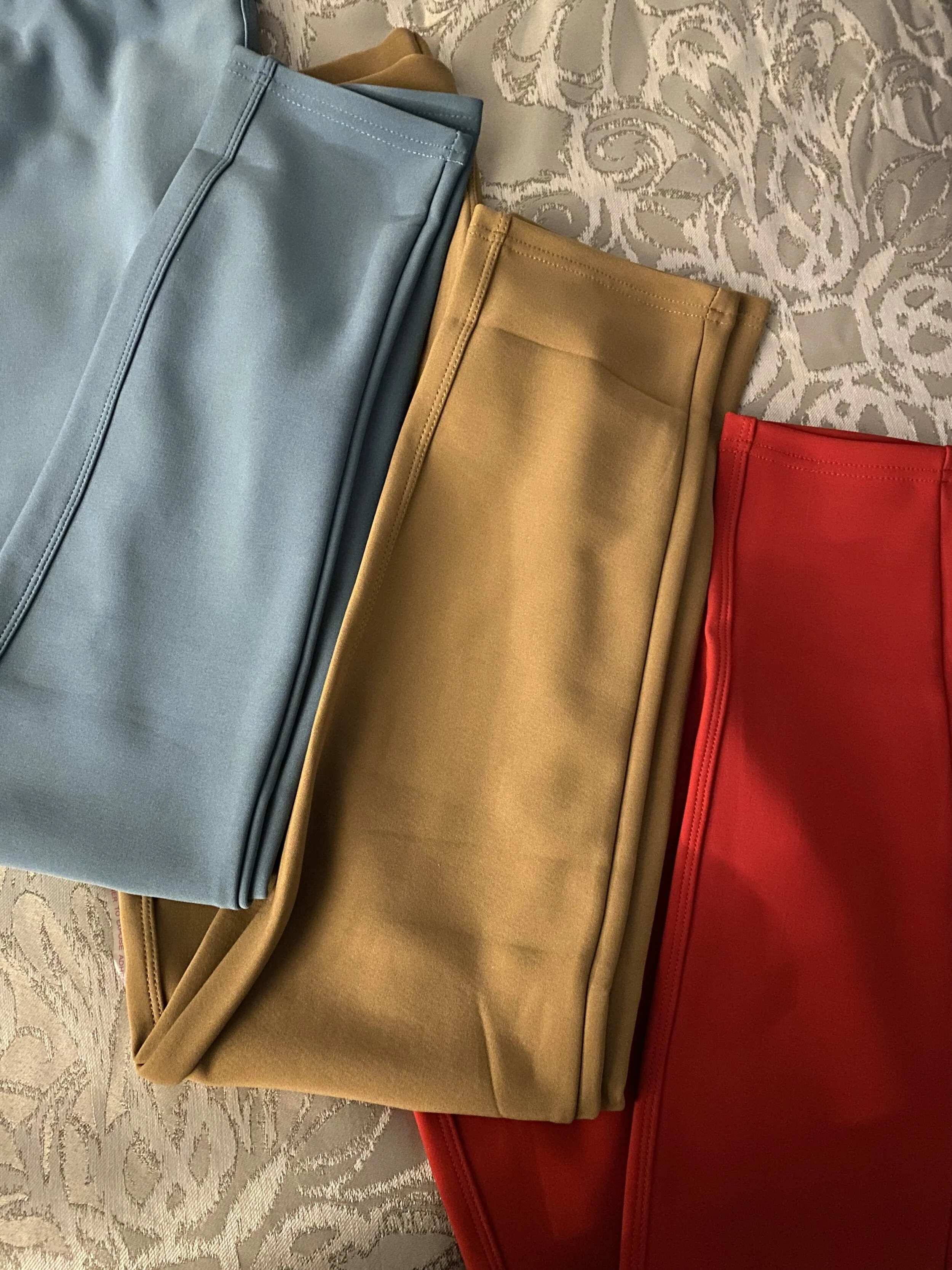 Smooth Touch Leggings (colors).jpg