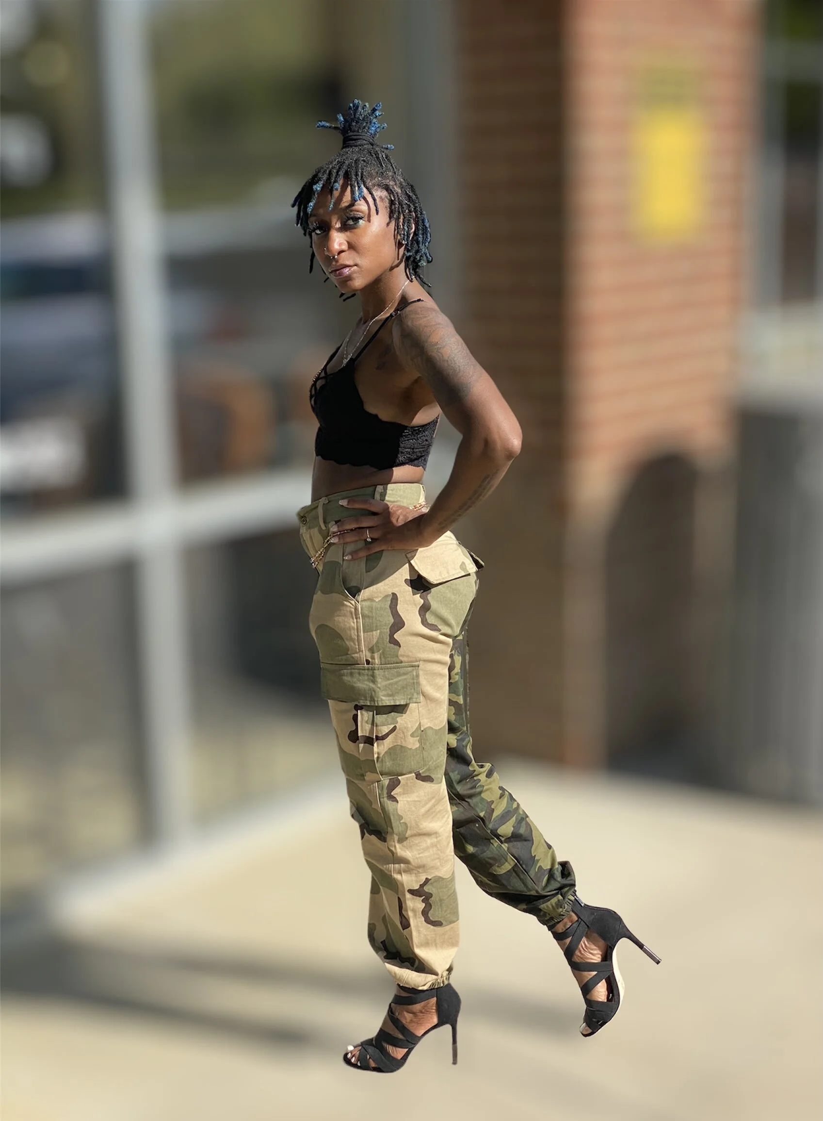 6FCC89CF-5424-41DE-B981-5ECDD8E00710