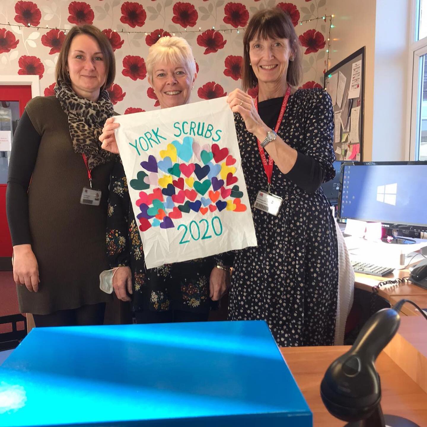 A batch of cuddle masks were delivered to Poppleton Ousebank Primary School today to some very grateful staff 😷💖
.
.
We hope these face coverings help staff and the children feel a bit safer during these difficult times
.
.
#protectourteachers #pro