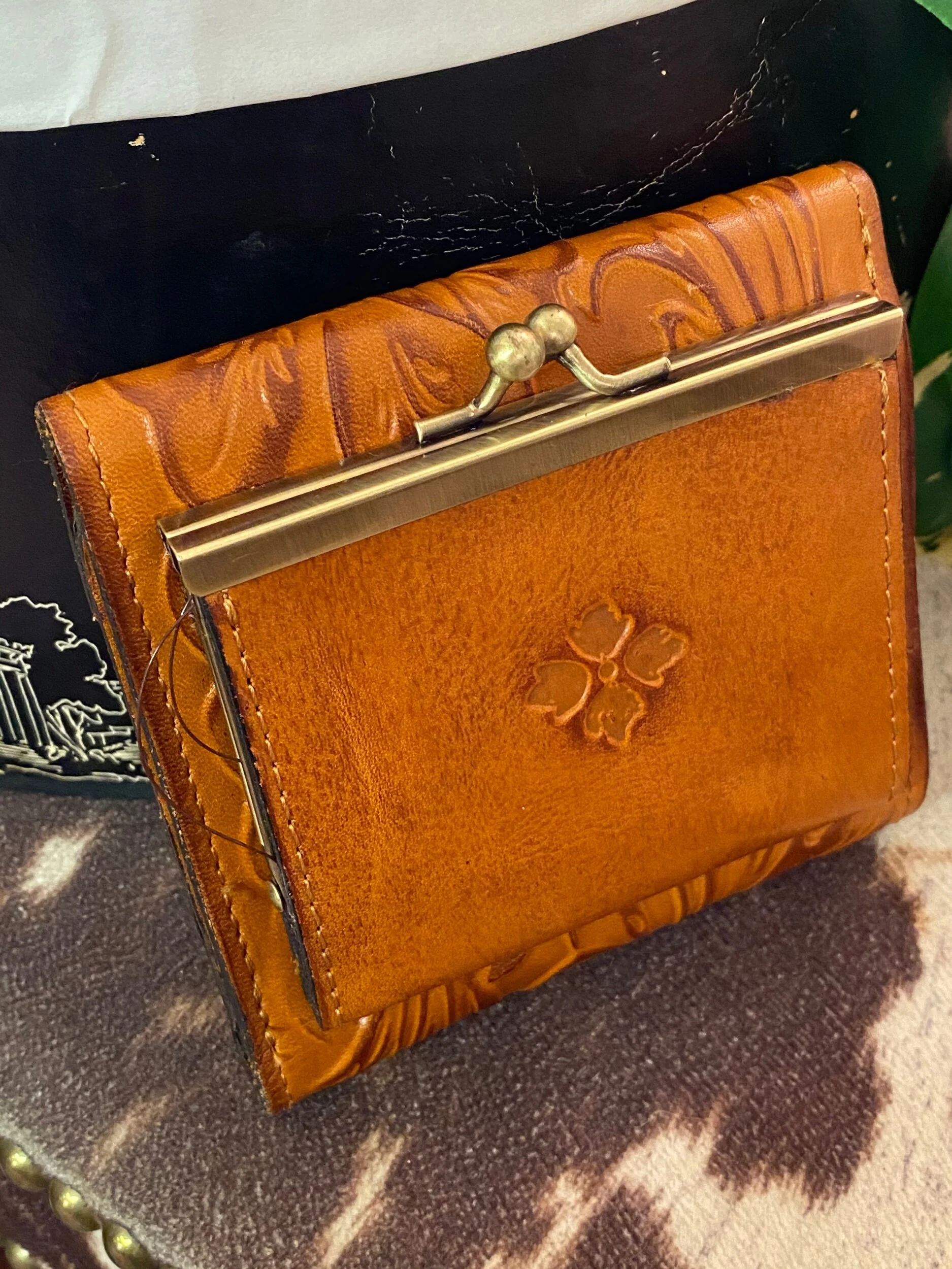 0FEA06CC-EA40-4F21-89A5-5BEC3A60D19B