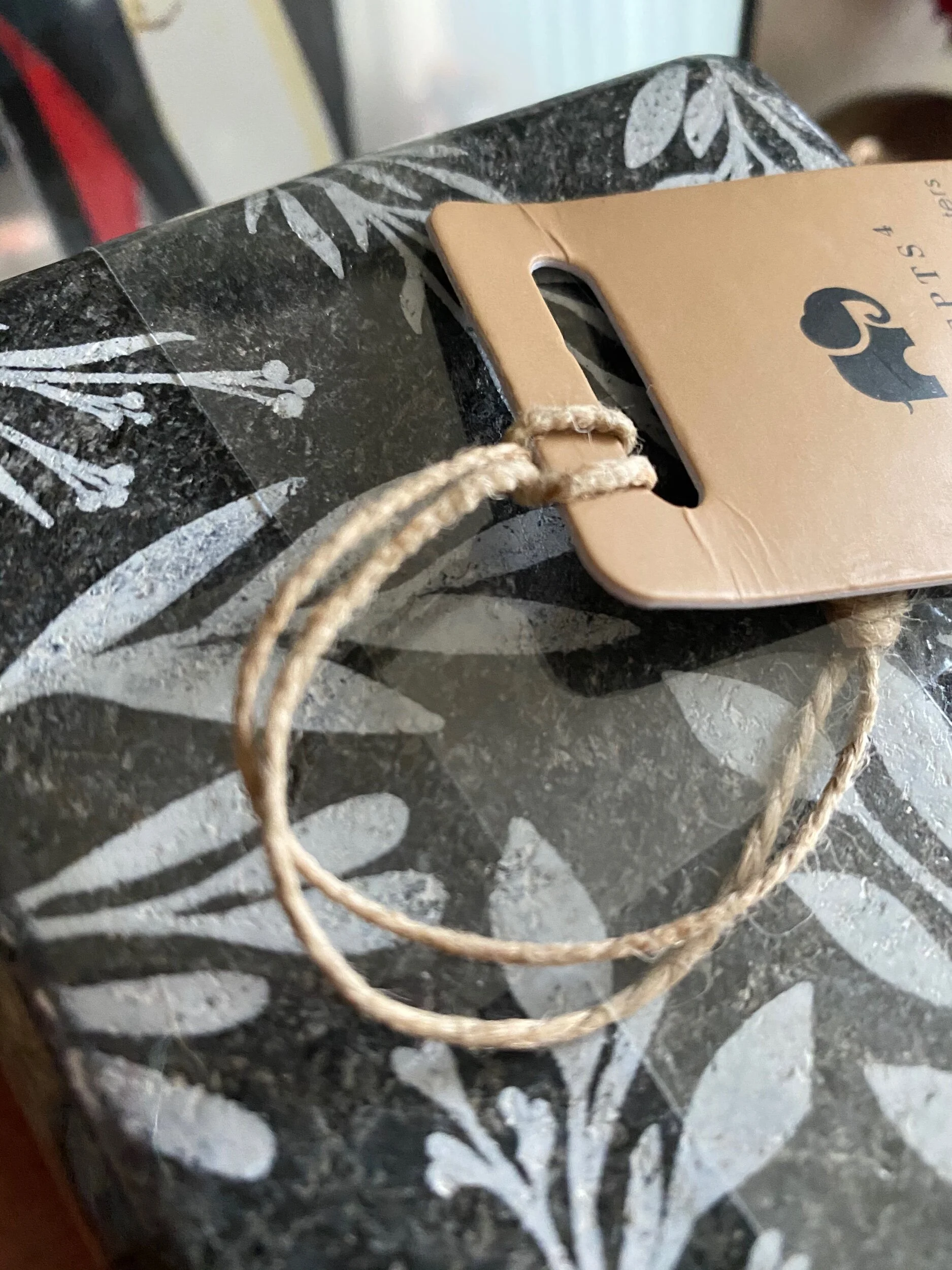 0FC8B23A-4956-4595-B5B4-6447FFA56524