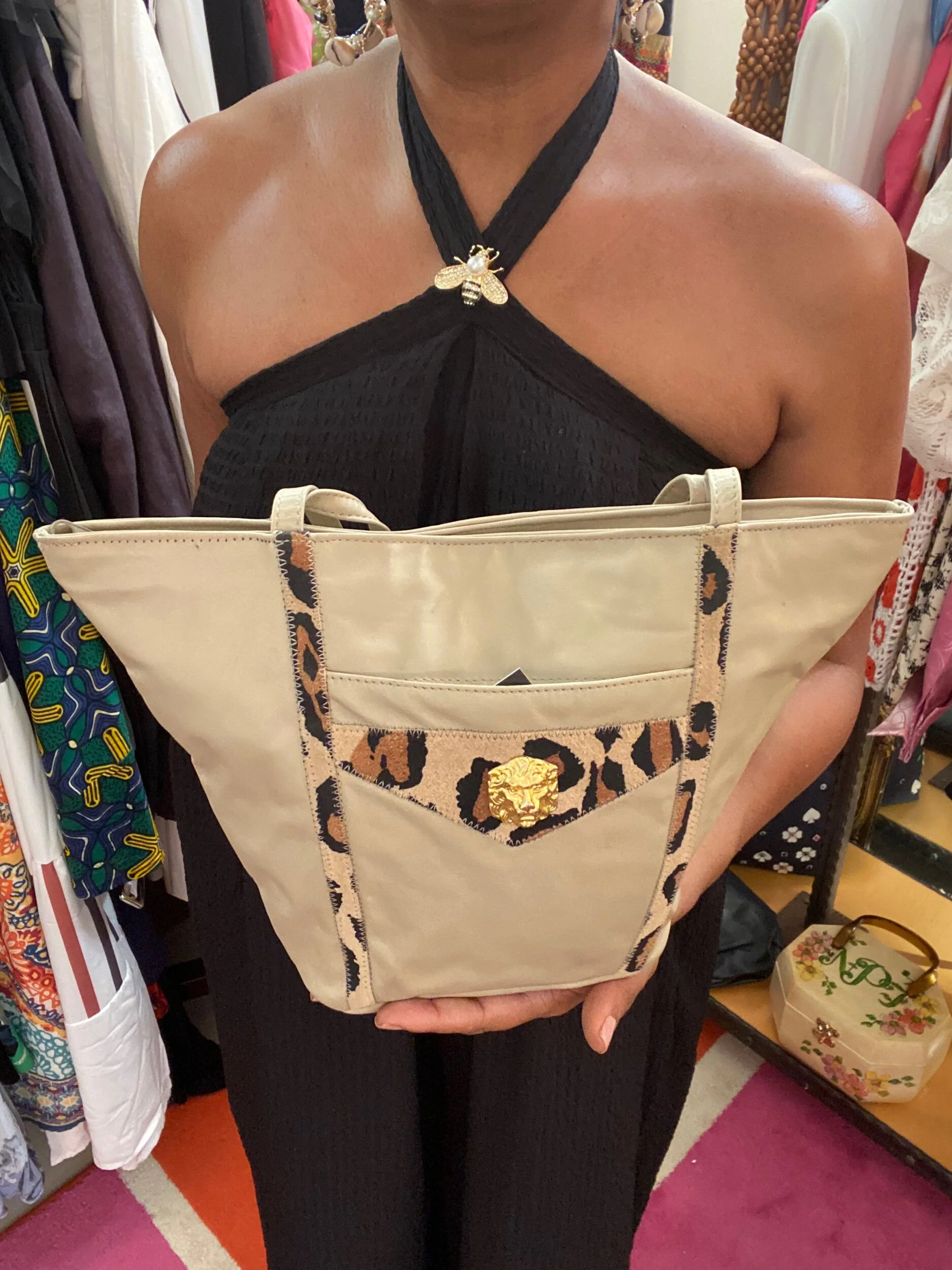 05BFC041-42E9-41E2-8264-DB7A3FBC11D8