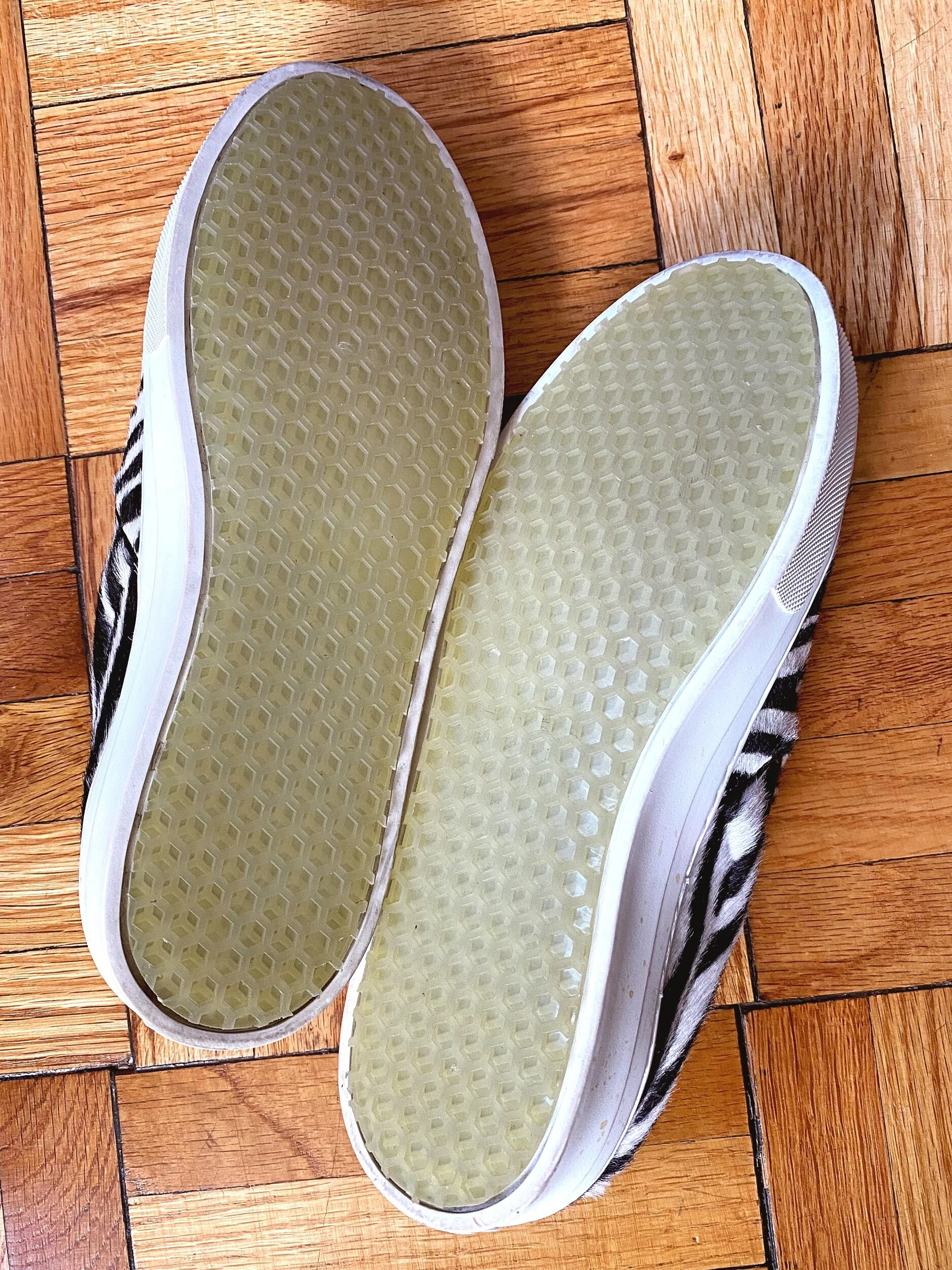 9EB5B87B-A151-4A30-B231-D45DB9D1EBE4