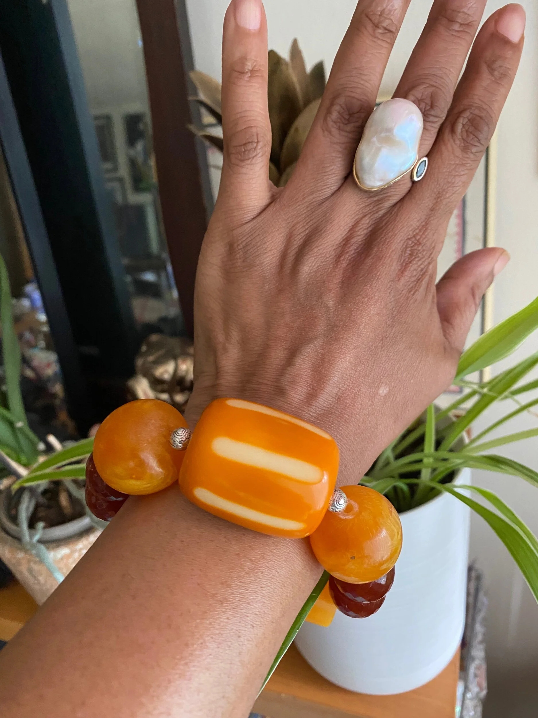 82E11F16-EB51-42E2-BE18-F38357BC1083