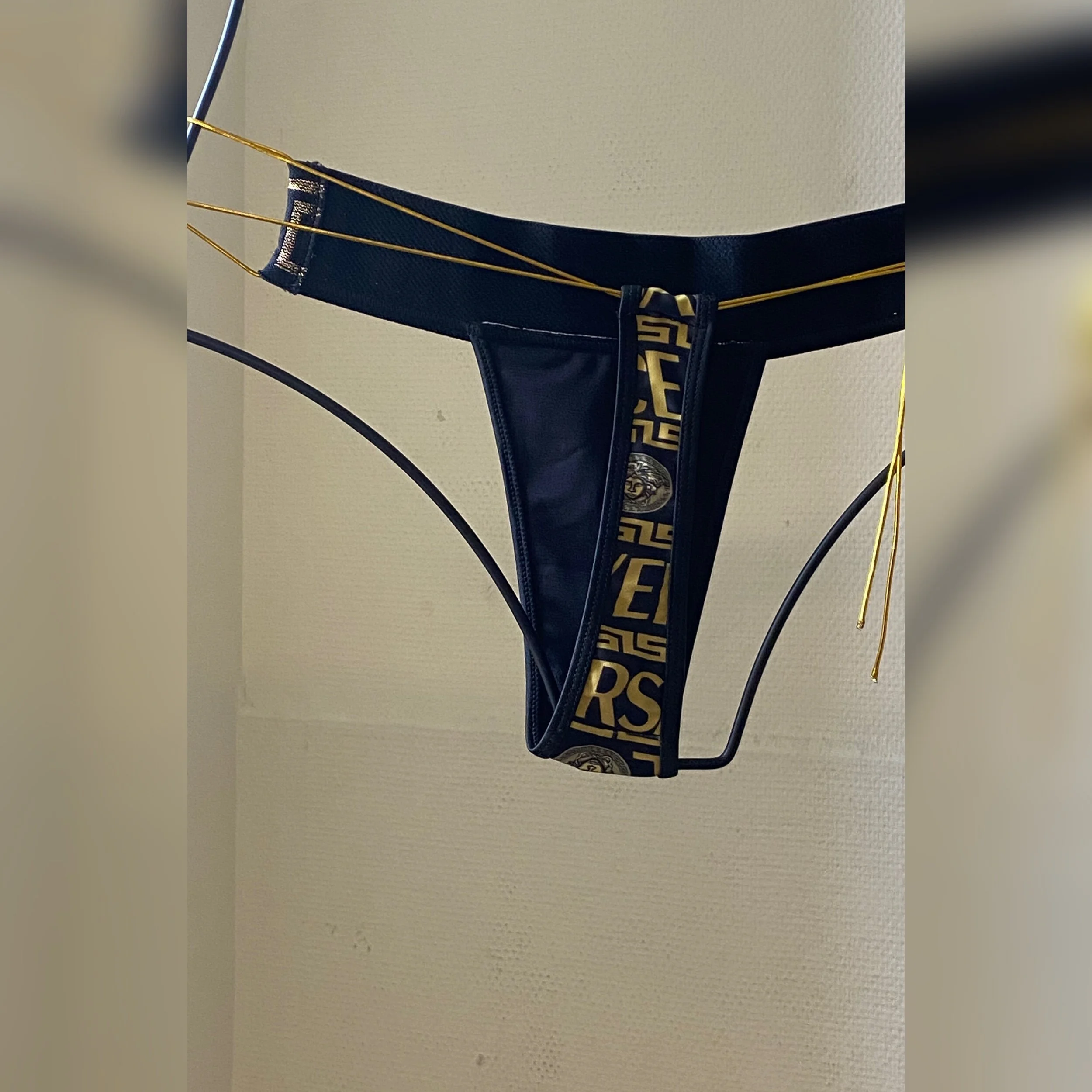 888FBDC4-25EE-4F3D-AB00-7FA1E29066E1