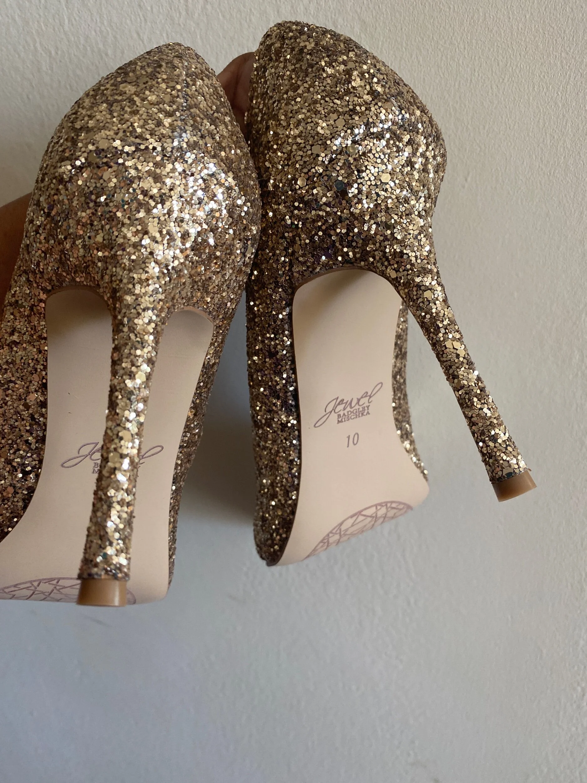 232C1238-774C-4A1C-A98A-55835AEBF406