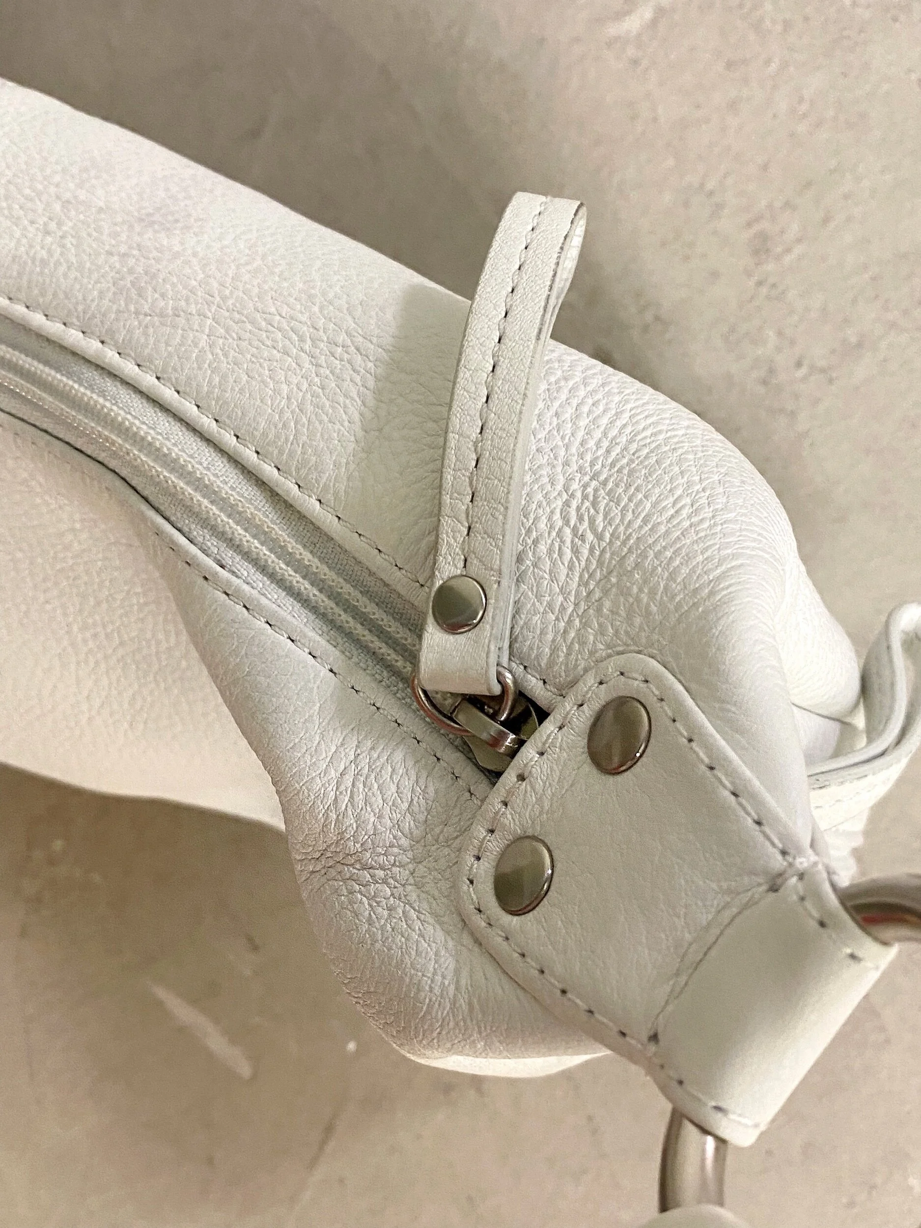 31B42BC3-BE80-4848-BB99-66987A35C6DE