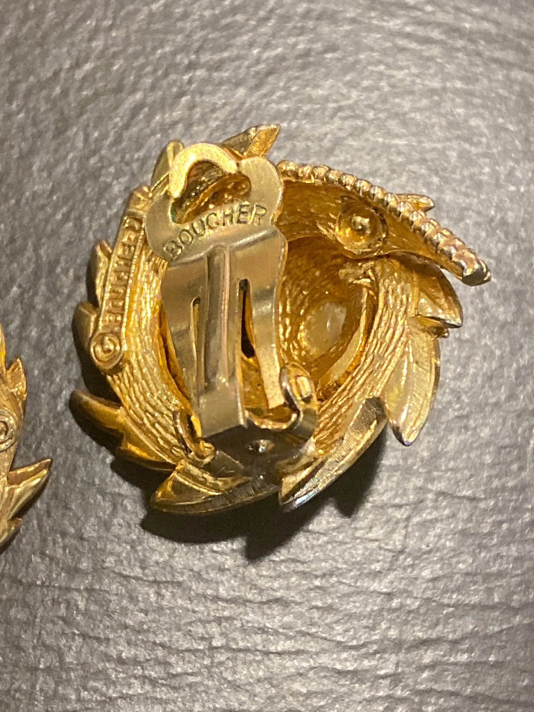 9C50C225-5B22-4D46-A96C-2E5C982BB334