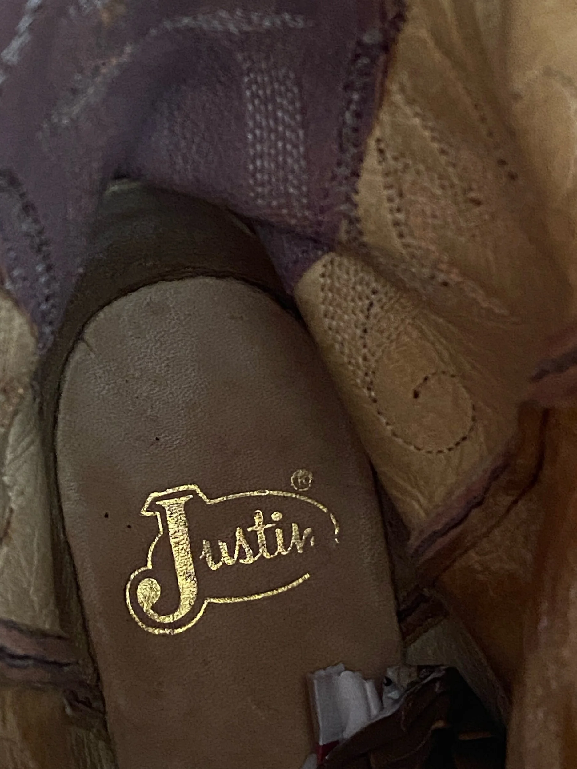 D298C124-6C19-42A8-A4FC-023C5BF40017