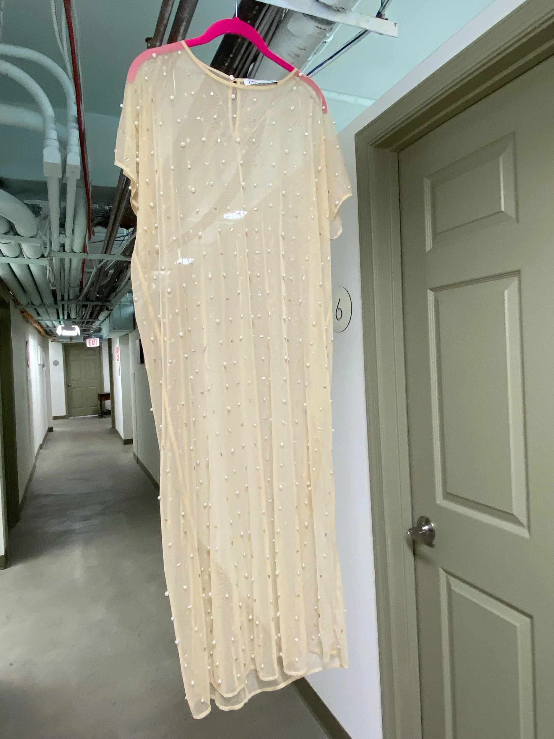 B9FAABF0-8393-4423-85A0-4607F20221E8