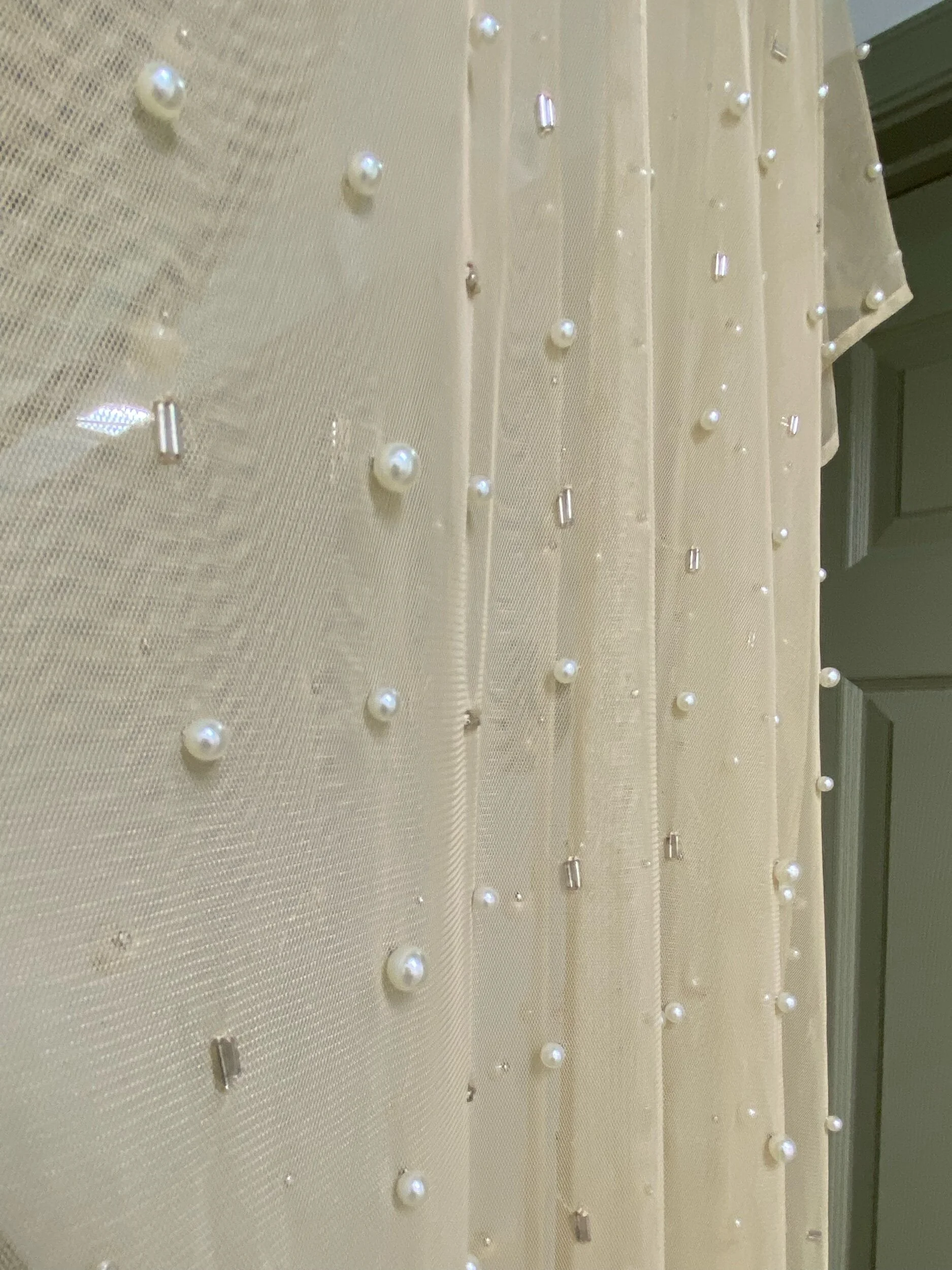 15A844B4-EC19-44CC-9090-E762DDD6C2D8