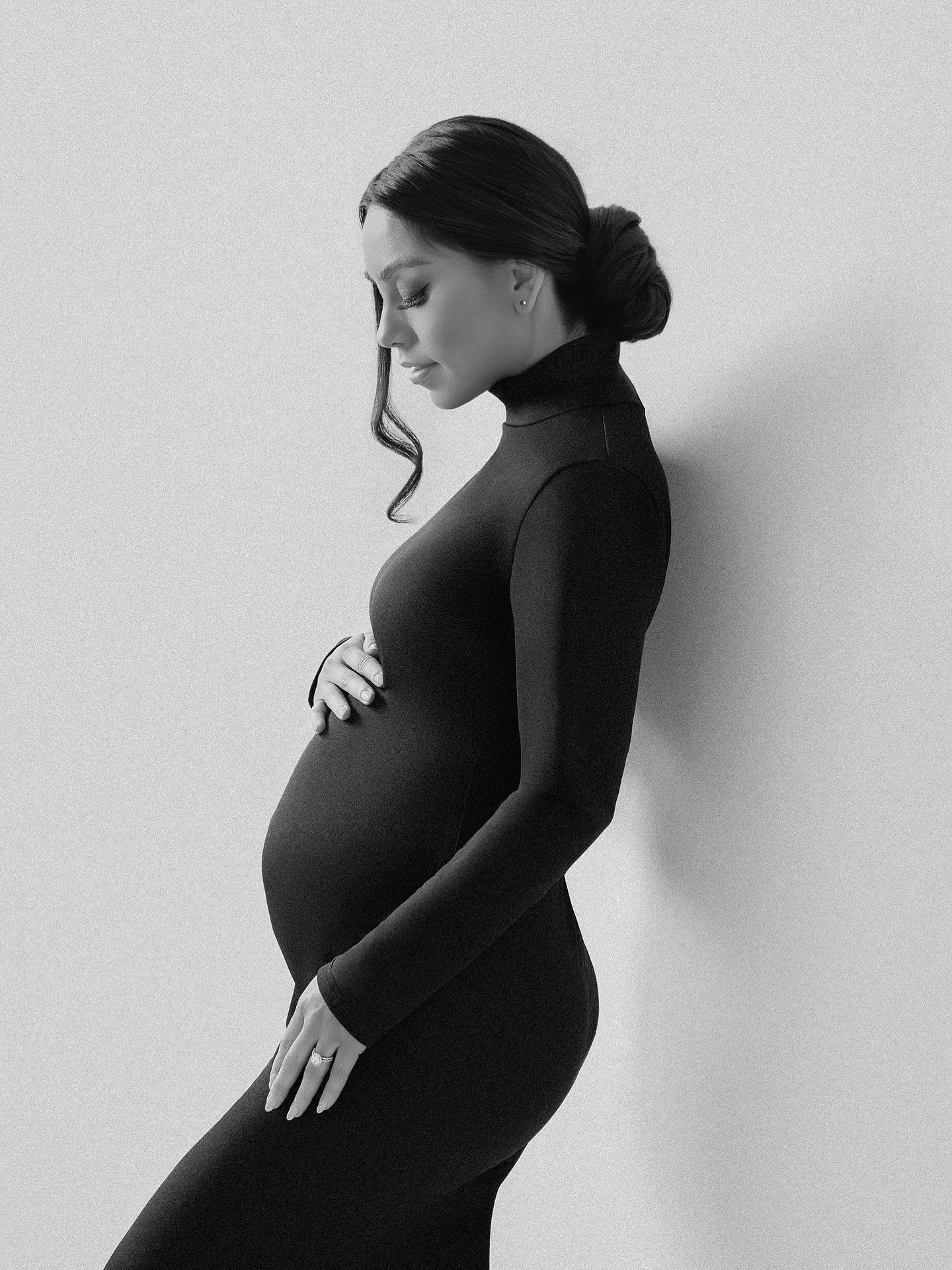 Classic. Timeless. A celebration of new beginnings🤍

#MaternityPhotographer #OCPhotographer
#SOUTHOCPhotographer
#MaternityPhotographerOrangeCounty
#OCMaternity #pregnancy #maternity #maternityphotography 
#MaternityPhotographerOrangeCounty #Materni