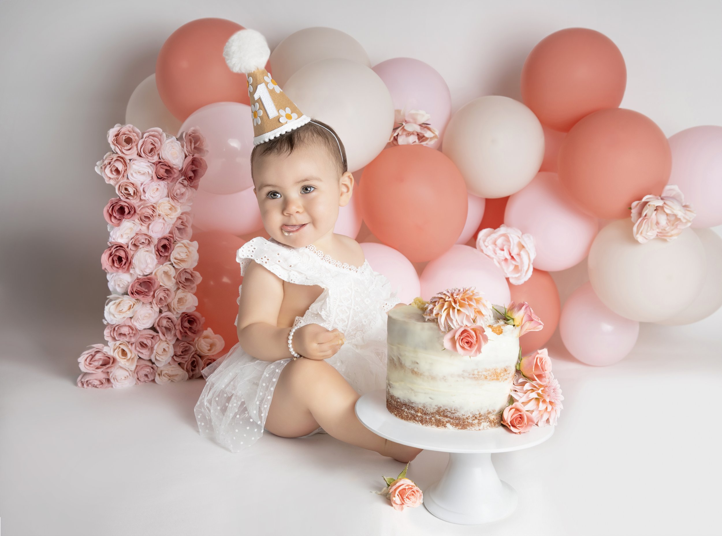 oc-cake-smash-first-birthday-2280 copy.jpg