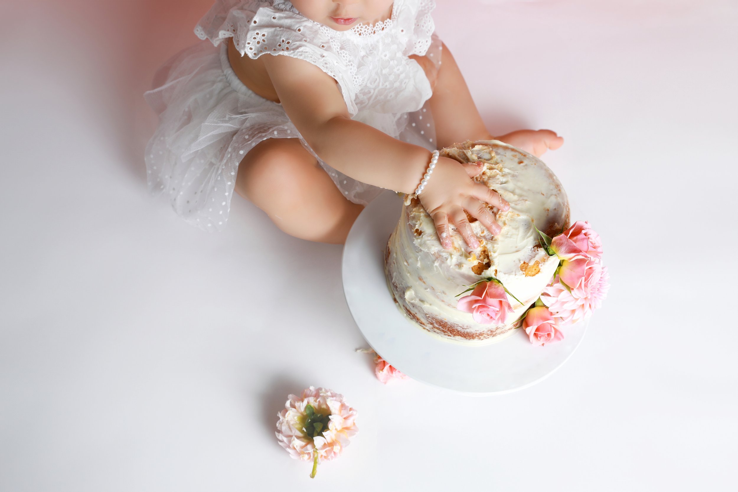 oc-cake-smash-session-first-birthday-2265 copy.jpg