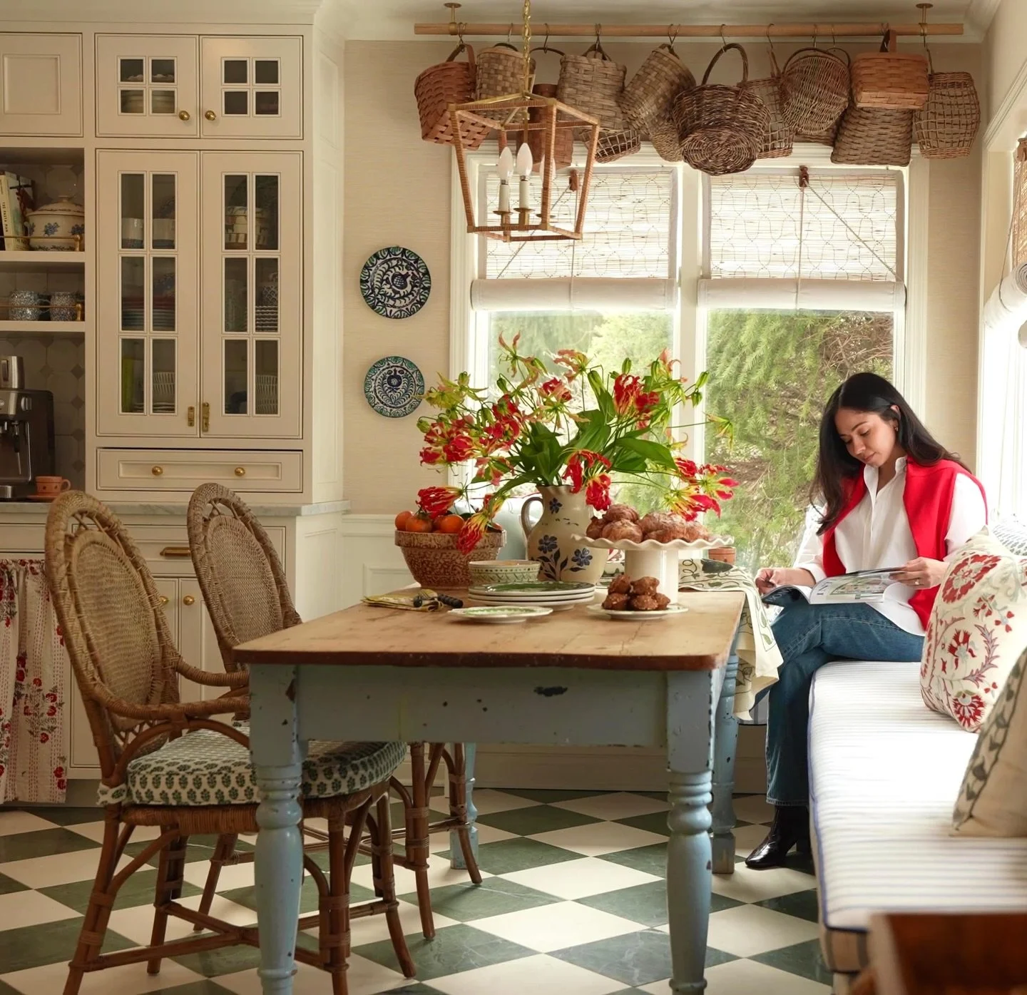 So excited to share a sneak peek of my full home tour premiering tomorrow on @homeworthy! ✨

I&rsquo;m taking you through the entire transformation and sharing more behind every decision and every detail that went into turning this house into a home.
