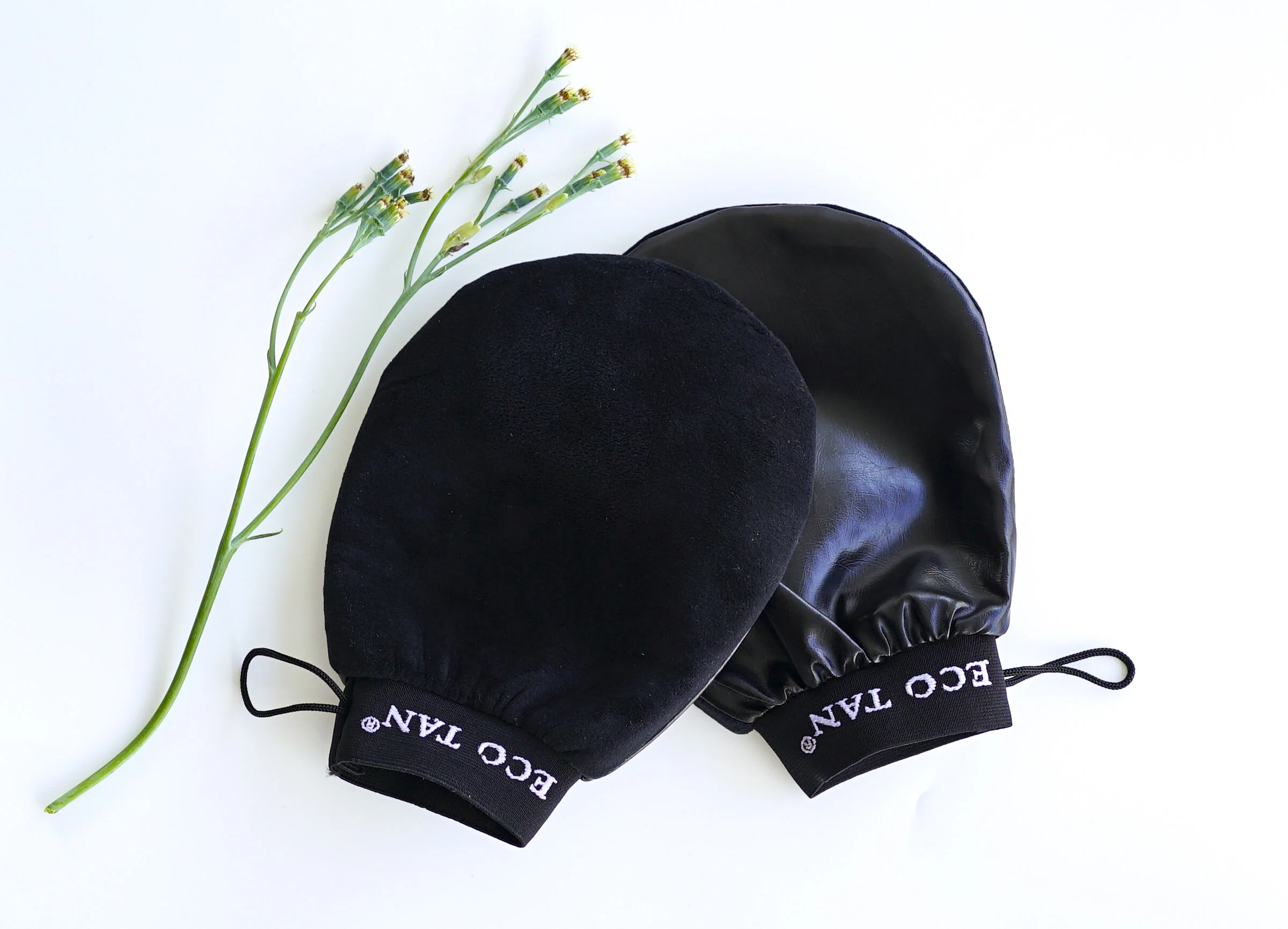 Product Image - Tan Applicator Mitt.JPG