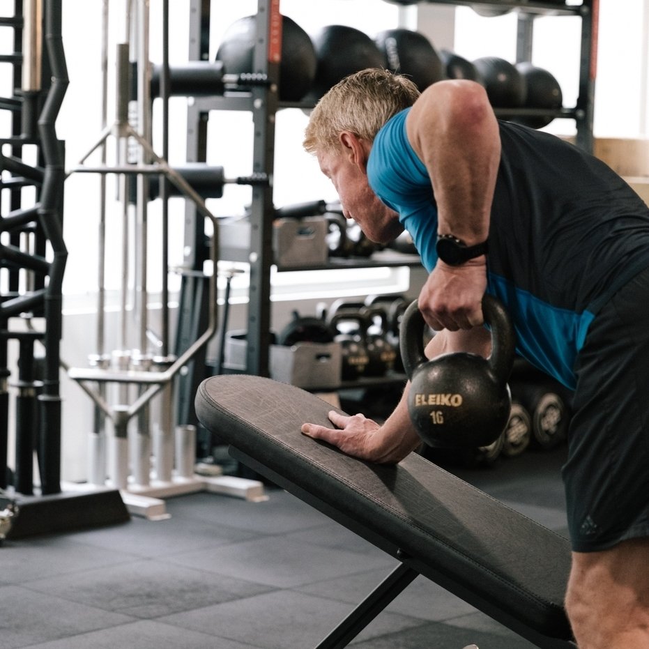 Our coaches are advocates for smart training and the development of sustainable habits that foster long-term progress. Our personalized programs incorporate a balanced mix of high-intensity and low-intensity exercises, ensuring that your results are 