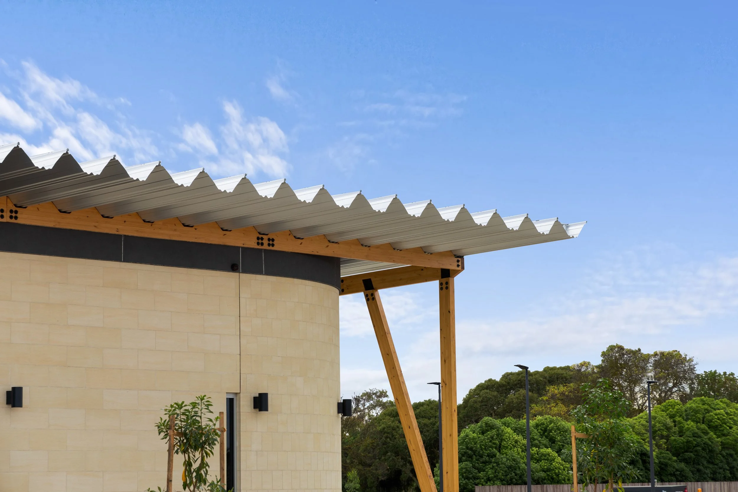 Cladding Council Wattle Range Council Service Centre — SpantechNZ - Innovative wide-span ...