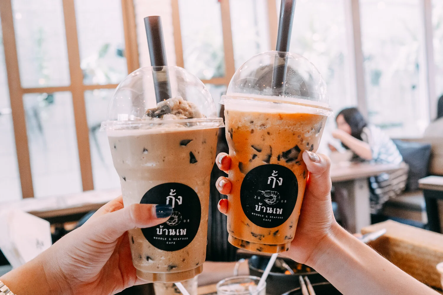Coffee & Thai tea slushy with grass jelly