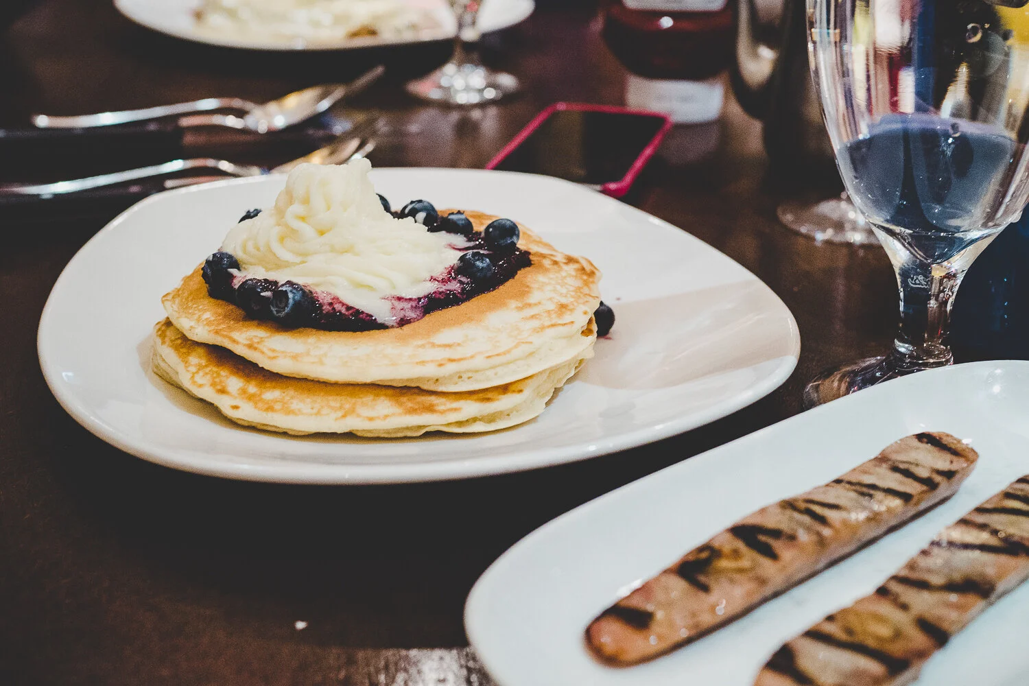 Joe's American Bar & Grill - Newbury St, Boston — pudjeeb | a visual ...