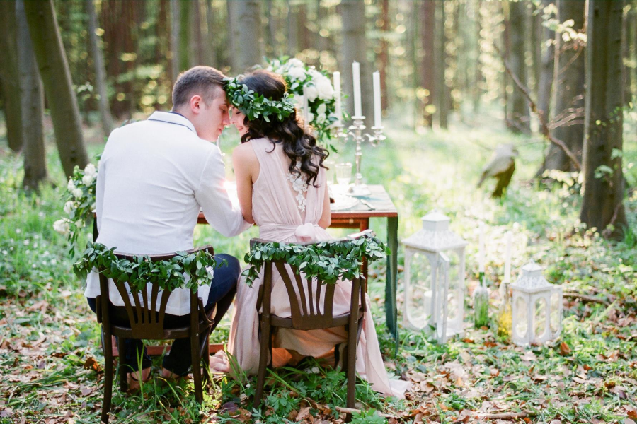 What is a Micro Wedding & Should You Have One?