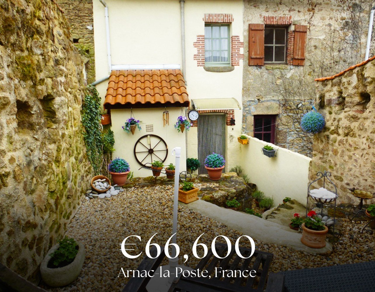 Embrace the French joie de vivre in this lovely two-bedroom cottage in Arnac-la-Poste! With a cozy lounge, well-fitted kitchen, and a charming courtyard garden that resembles a Hobbit's home, this property offers the perfect mix of comfort and conven