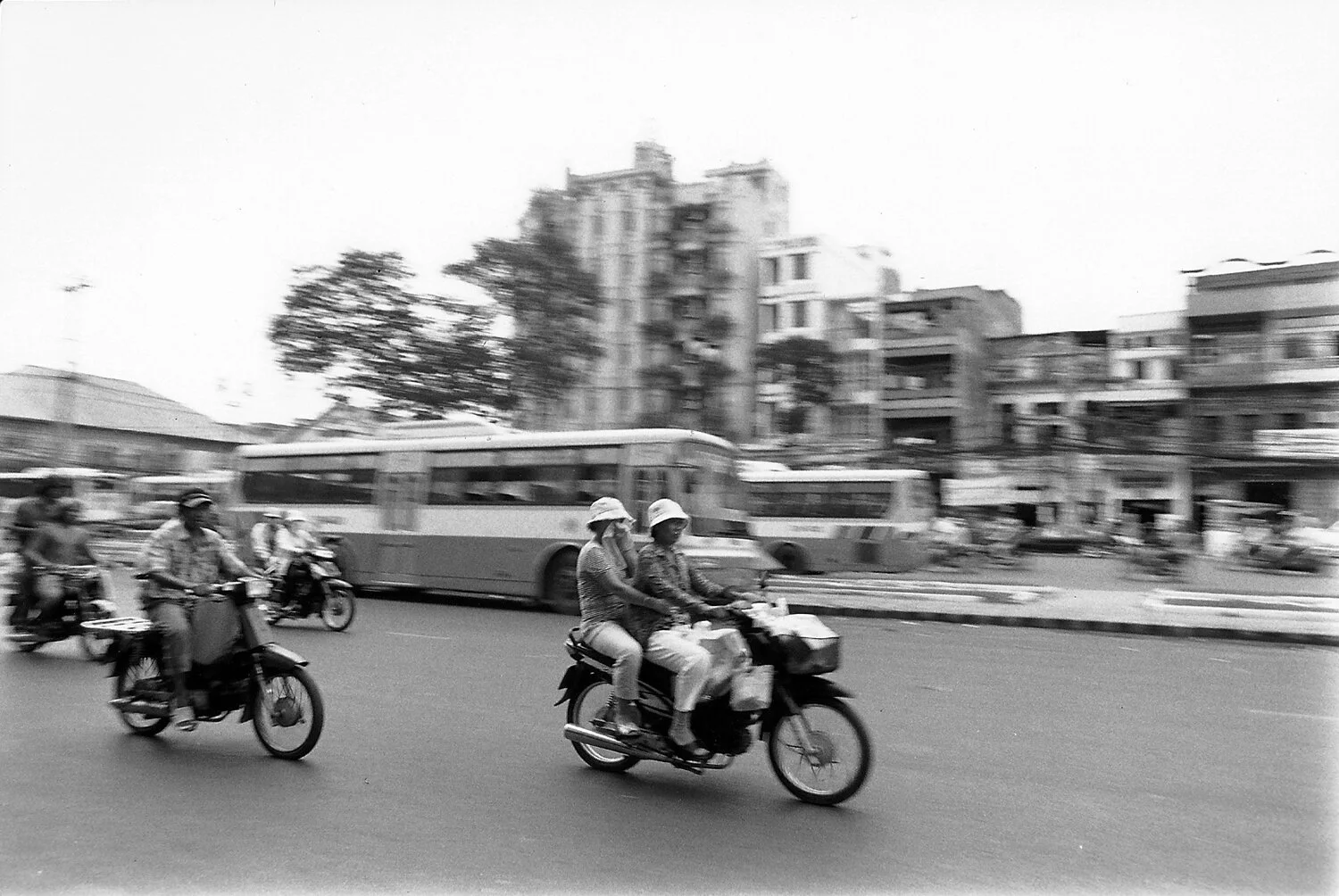 vietnam_motorbike.jpg