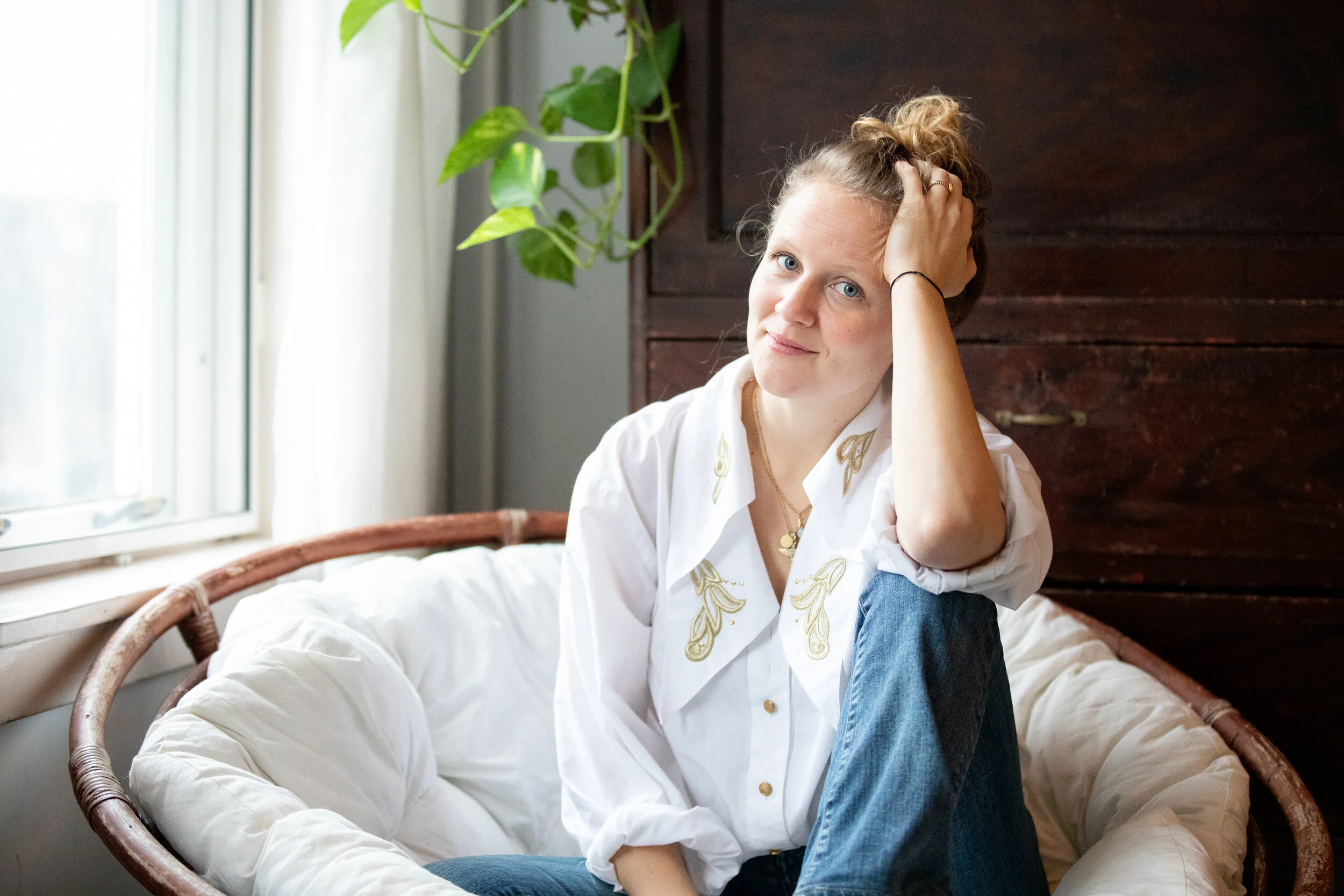 "De gedachte dat ik er niet toe doe of niet mag zijn, heb ik dankzij ademwerk kunnen loslaten" - Emma Sini