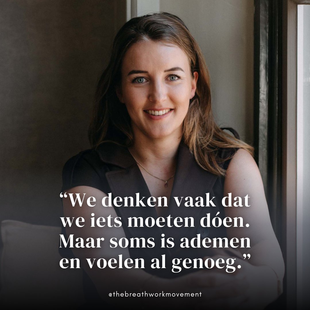 Zodra we iets voelen wat ongemakkelijk is, willen we het vaak oplossen.⁠
N&oacute;g een sessie. N&oacute;g een cirkel. N&oacute;g een retreat.⁠
⁠
Maar ademcoach en lichaamsgericht therapeut Simone Burggraaf (@vivendi.coaching) zegt het prachtig: &quo