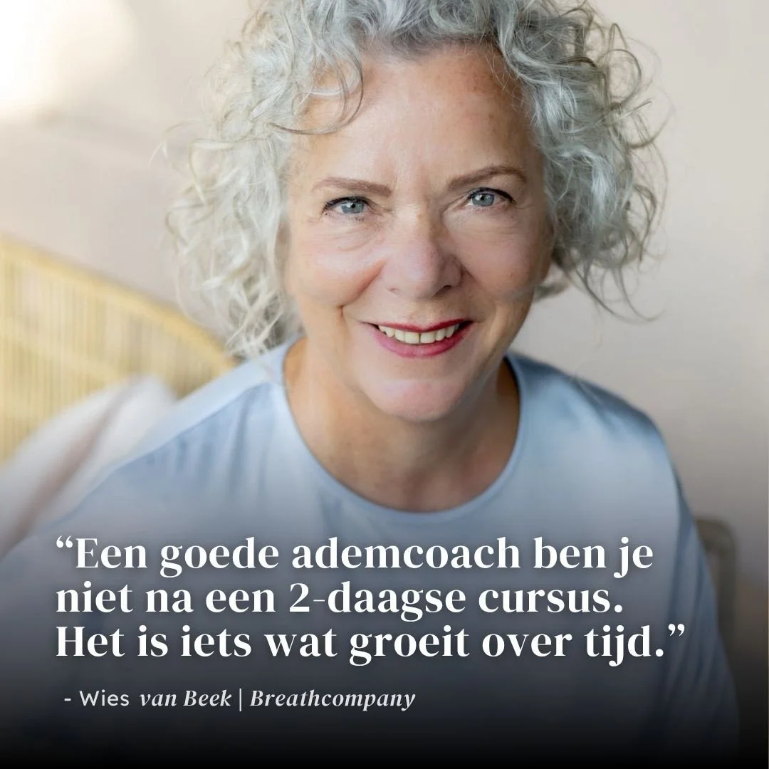 Wat maakt iemand tot een goede ademcoach? Het blijft een vraag waar ik eindeloos over kan uitweiden, en waar ik ook anderen graag over hoor.⁠
⁠
Zoals ademtrainer en opleider @breathcompany.nl_wies_van_beek. Ze leidt niet alleen nieuwe ademcoaches op 
