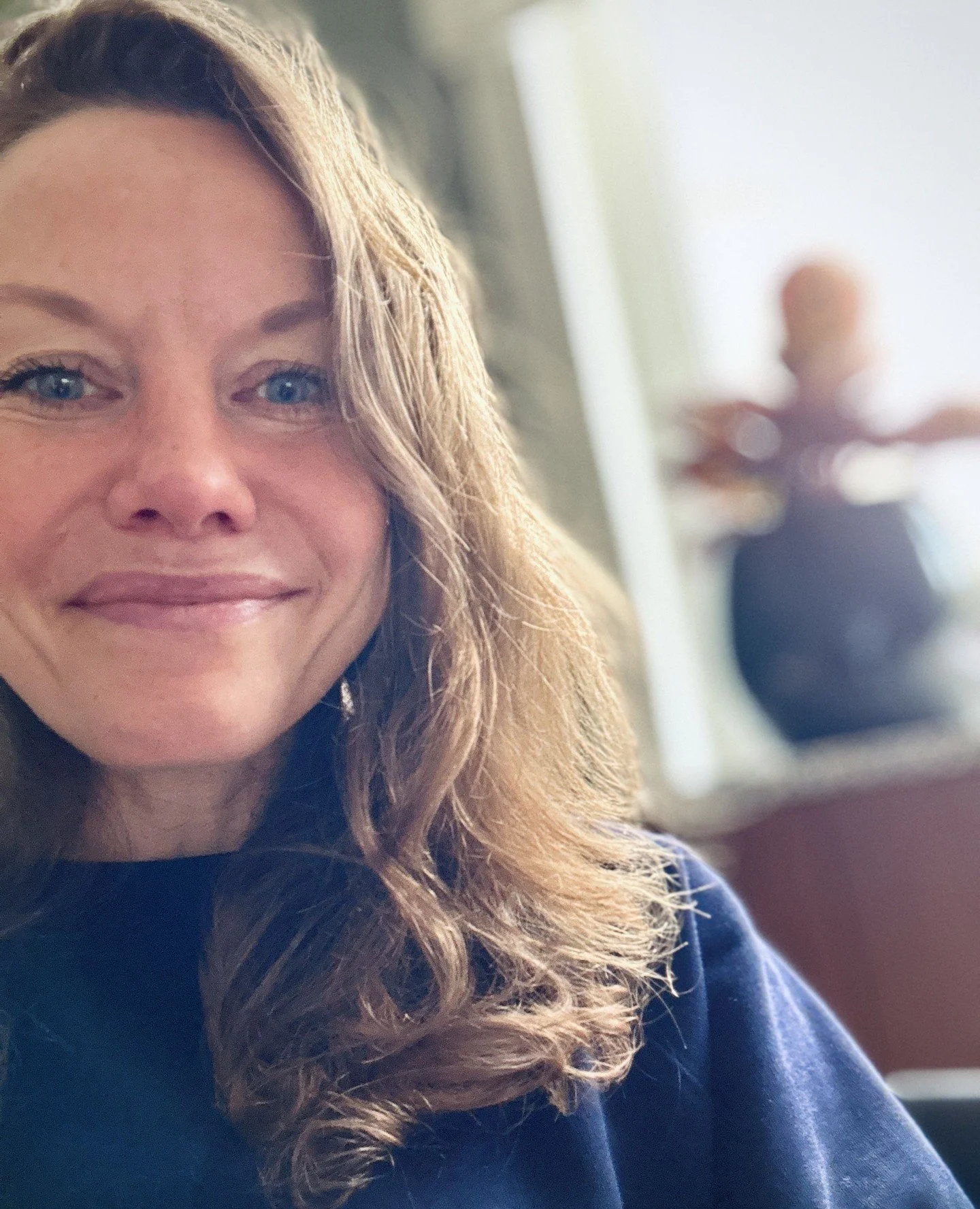 Het zijn van die dagen waarop je vergeet welke dag het eigenlijk is. Waarin je niet anders kunt dan vertragen. En dat is precies de bedoeling.⁠
⁠
Al vind ik dat soms best lastig, moet ik bekennen 🙈 Ik had bedacht om in de kerstvakantie &ldquo;nog ev