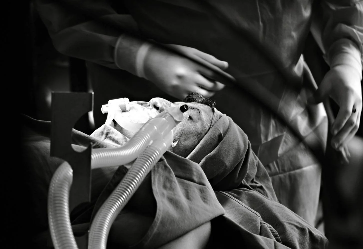 Ademhaling en hersenactiviteit: nieuw onderzoek naar de effecten van kunstmatige beademing