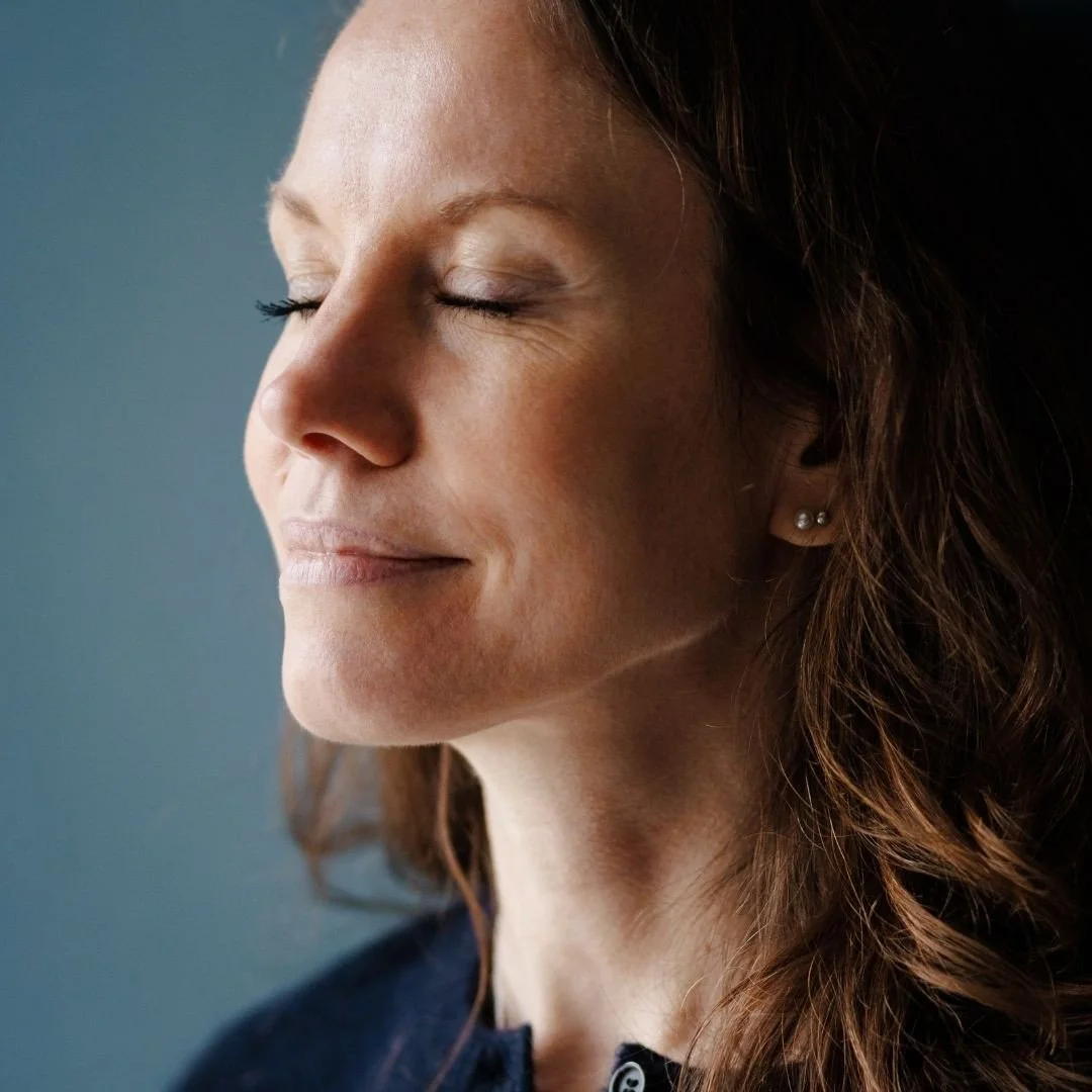 &ldquo;Heb je het artikel in @de_volkskrant gelezen?&rdquo; Dat was de meestgestelde vraag van deze week. ⁠
⁠
Afgelopen woensdag verscheen een artikel met de titel &ldquo;Adem is in&rdquo;. De kern: ademen gaat vanzelf, het lichaam reguleert zichzelf