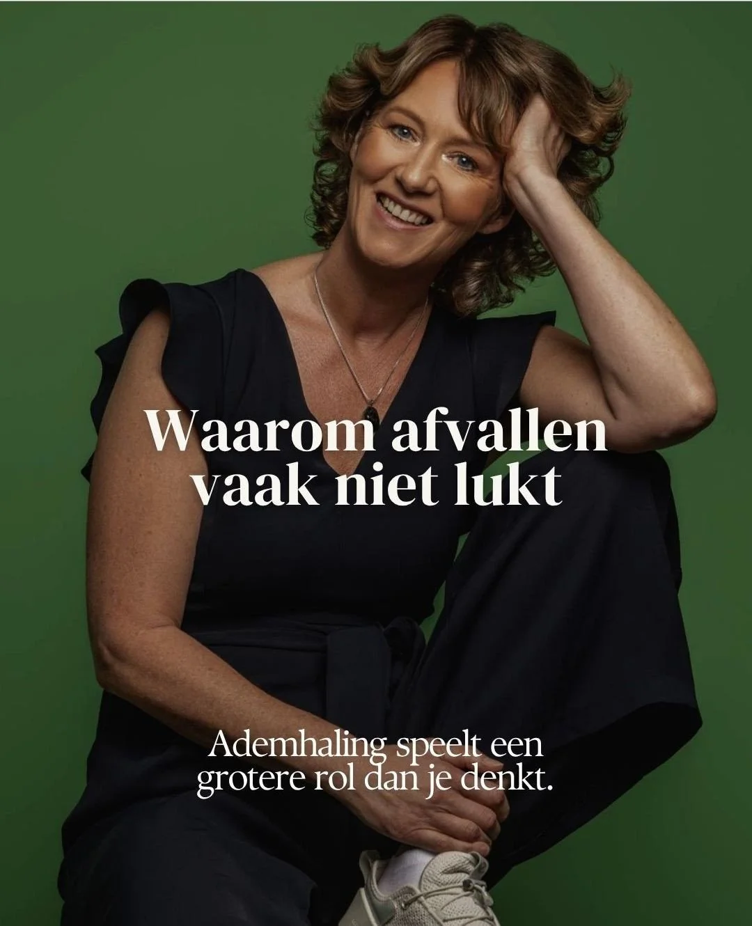 Ruim 50% van de volwassenen heeft overgewicht. Ik schrok best een beetje van dat cijfer. We kijken daarbij naar leefstijl als oplossing, maar vaak vanuit een te beperkte invalshoek.⁠
⁠
De focus ligt grotendeels op voeding en beweging. Logisch. En nod