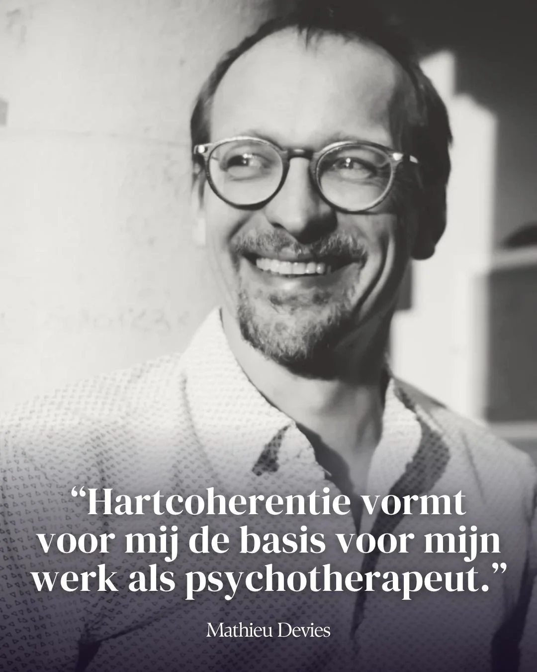 Als klinisch psycholoog en psychotherapeut liep Mathieu Devies (@aandachtsacademie) tegen de grenzen van alleen praten aan. ⁠
⁠
Hij ging verder kijken, naar het zenuwstelsel en de traumawetenschap. En leerde het niet alleen uit boeken en opleidingen,