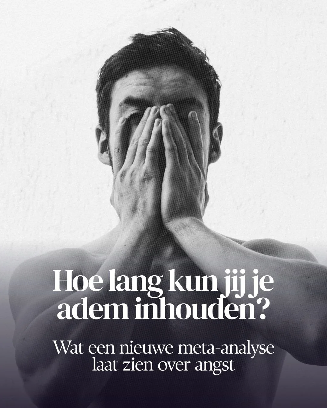 Je adem inhouden: het kan een fascinerend experiment zijn.⁠
⁠
Niet zozeer omdat het interessant is hoeveel seconden je haalt. Wel omdat er een moment komt waarop je lichaam steeds nadrukkelijker om adem gaat vragen. En de vraag is: wat doe je dan?⁠
⁠