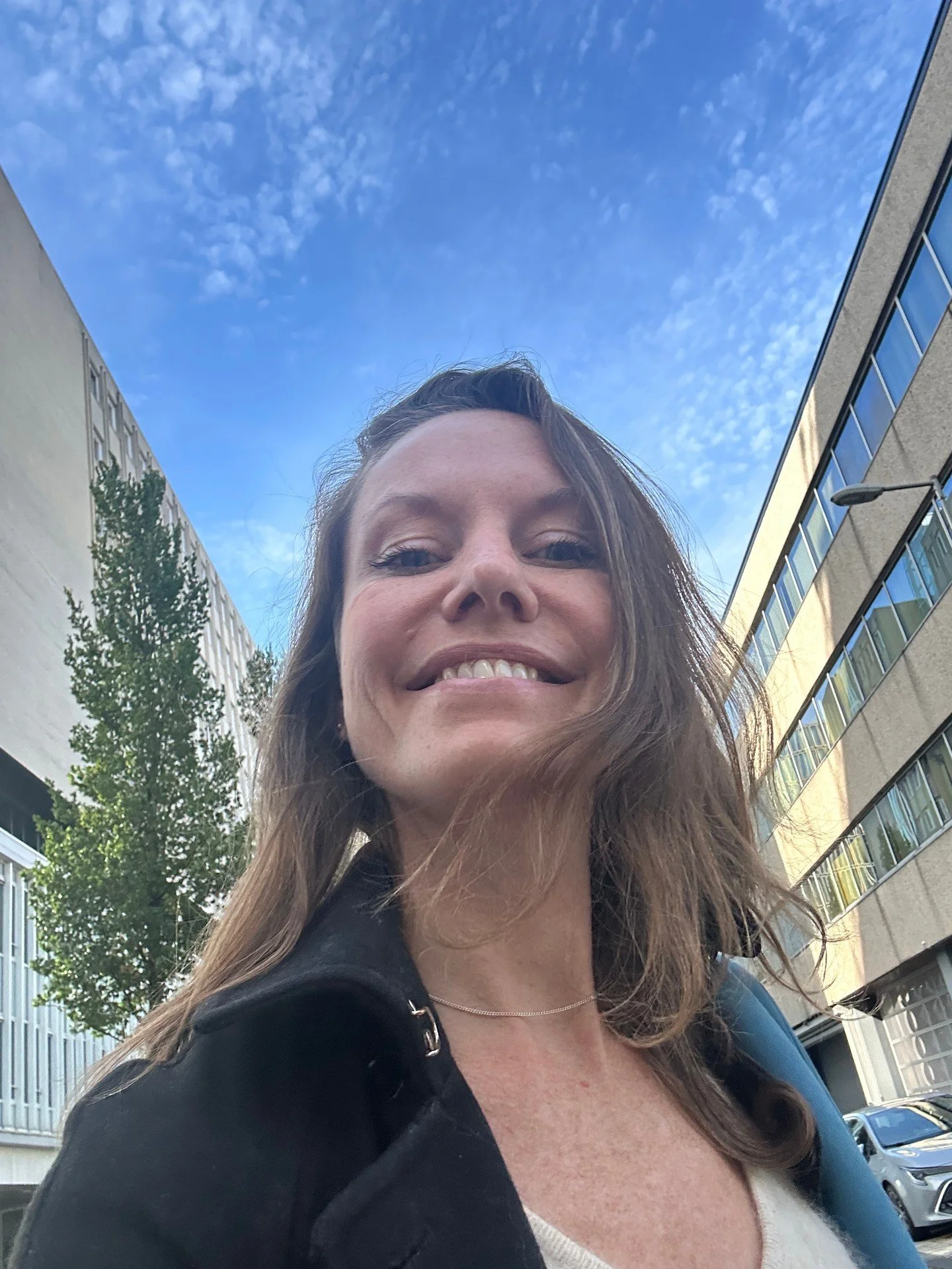 Vijf jaar geleden verhuisde ik van Amsterdam naar Antwerpen. On a whim, zoals ze dat in het Engels zo mooi zeggen. Ik heb er geen seconde spijt van gehad, wonen in Antwerpen is zalig (zoals ze dat hier zo mooi zeggen).⁠
⁠
Toch laat Amsterdam me nooit