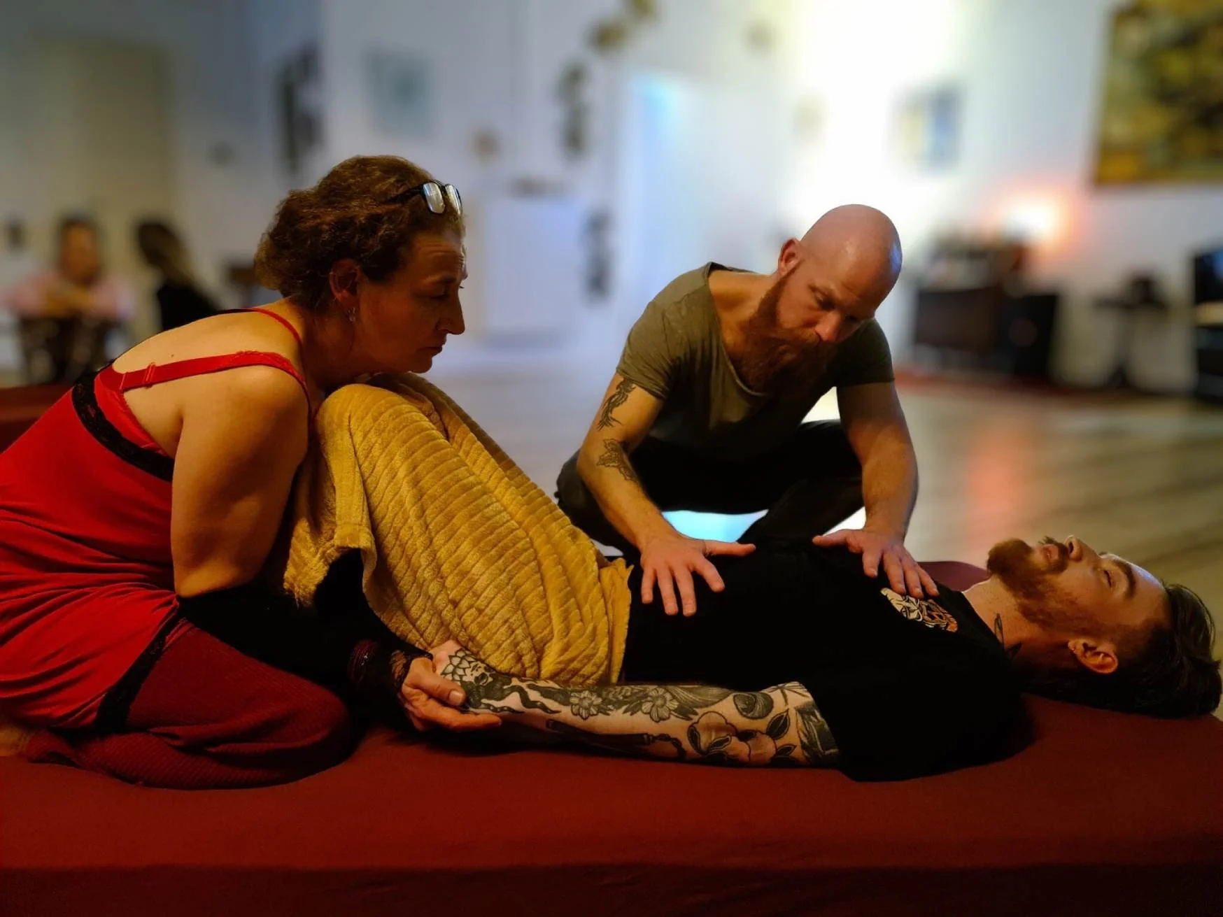 Maikel Poog tijdens zijn The Middle Way opleiding tot Trauma Release Facilitator