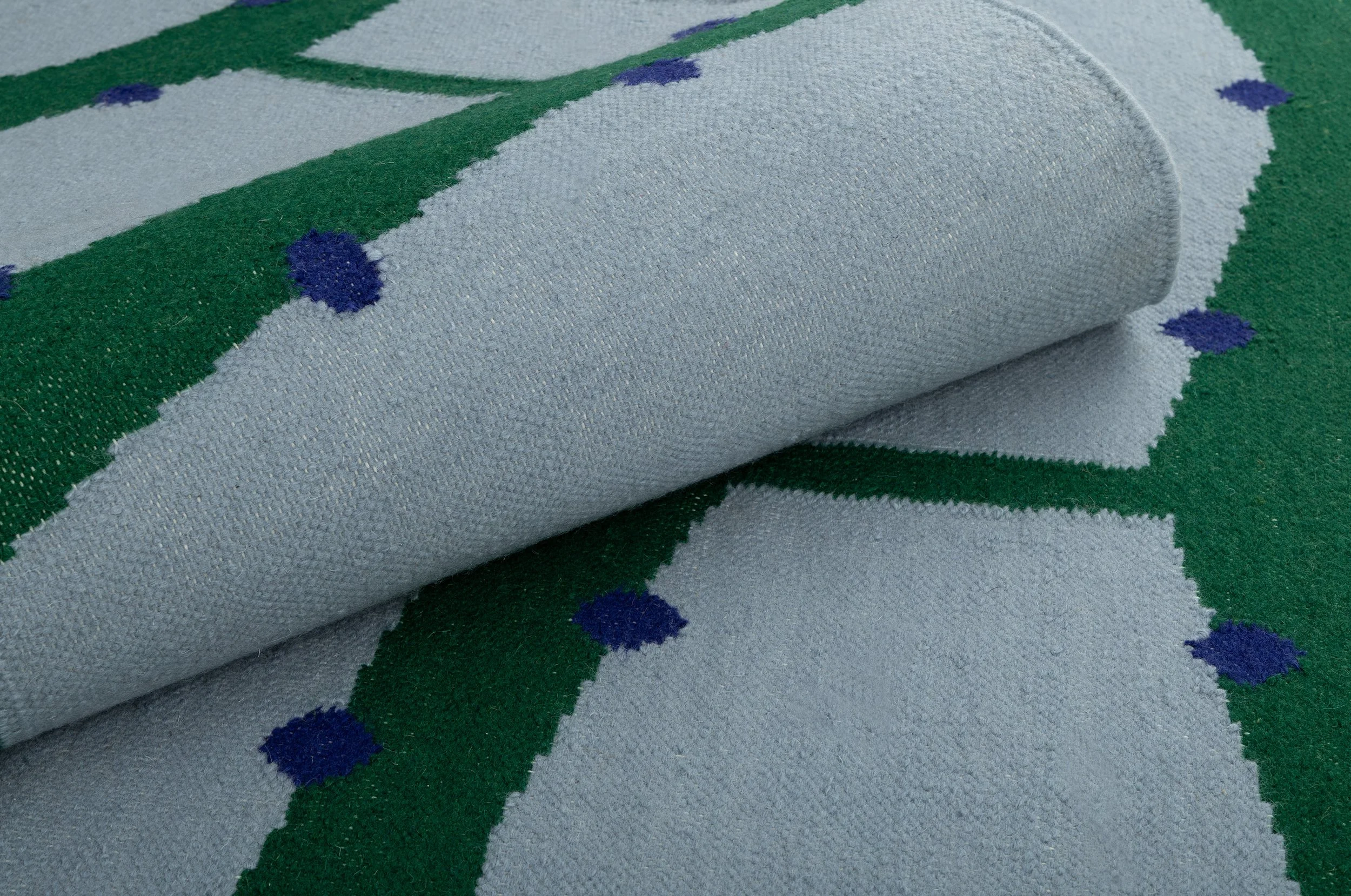 Malwina-Konopacka-Kilim-BERLIN-Green-closeup.jpg