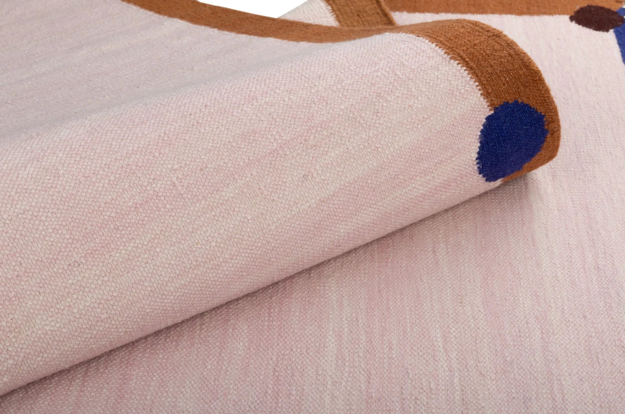 Malwina-Konopacka-Kilim-BERLIN-Candy-closeup.jpg