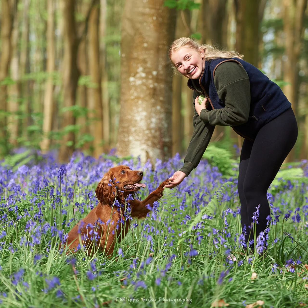 What a wonderful springtime photoshoot we had - the utterly captivating Hugo and his amazing owner Tilly, a professional Dog Walker based in Westbury, Wiltshire 🐾🤍🐾

#petportraitsbyphilippa 
#petportraitphotography 
#petphotographyuk
#wiltshirepho