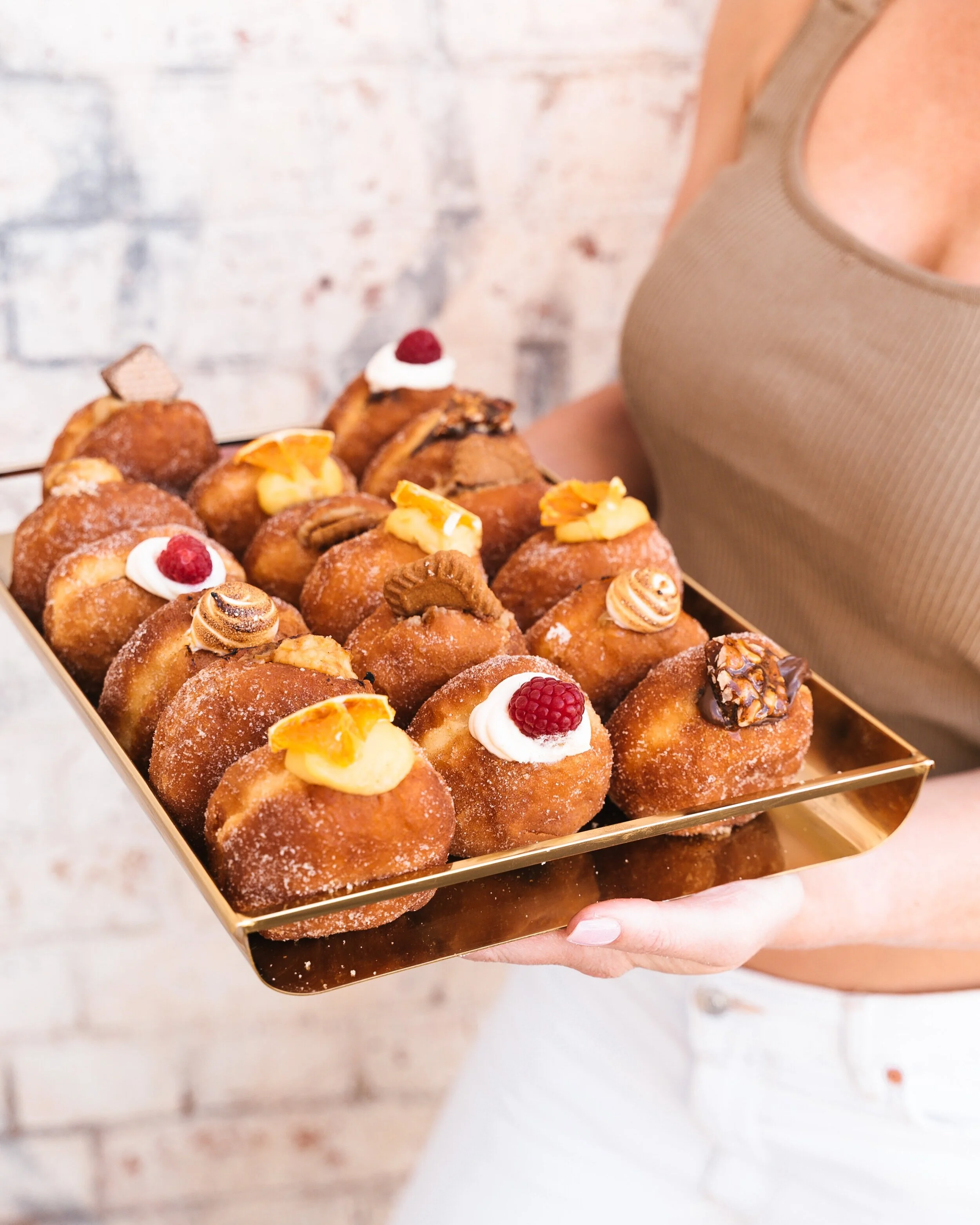 Doughluxe Doughnuts gallery 3