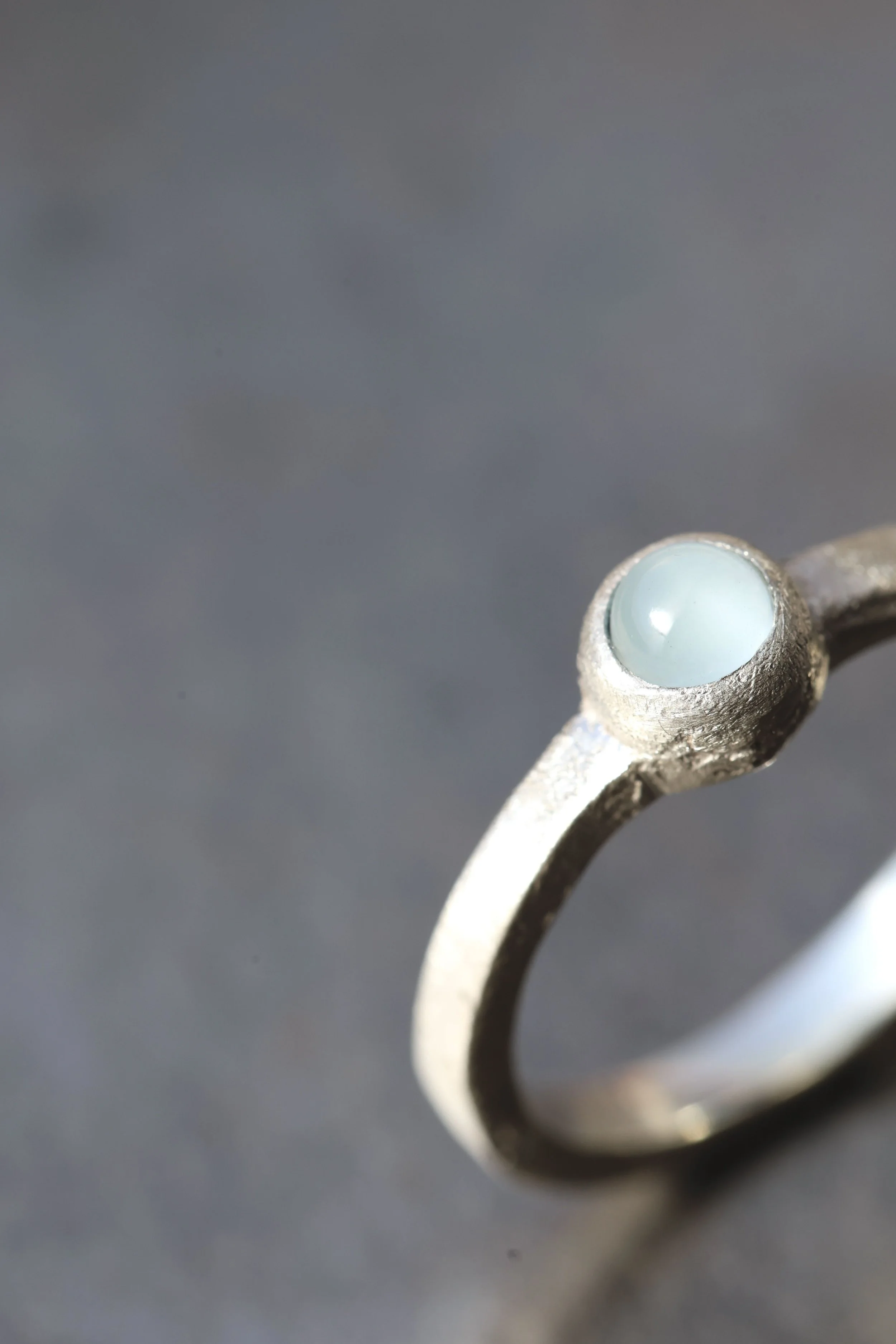 ethically-sourced-aquamarine-cabochon-ring.jpeg