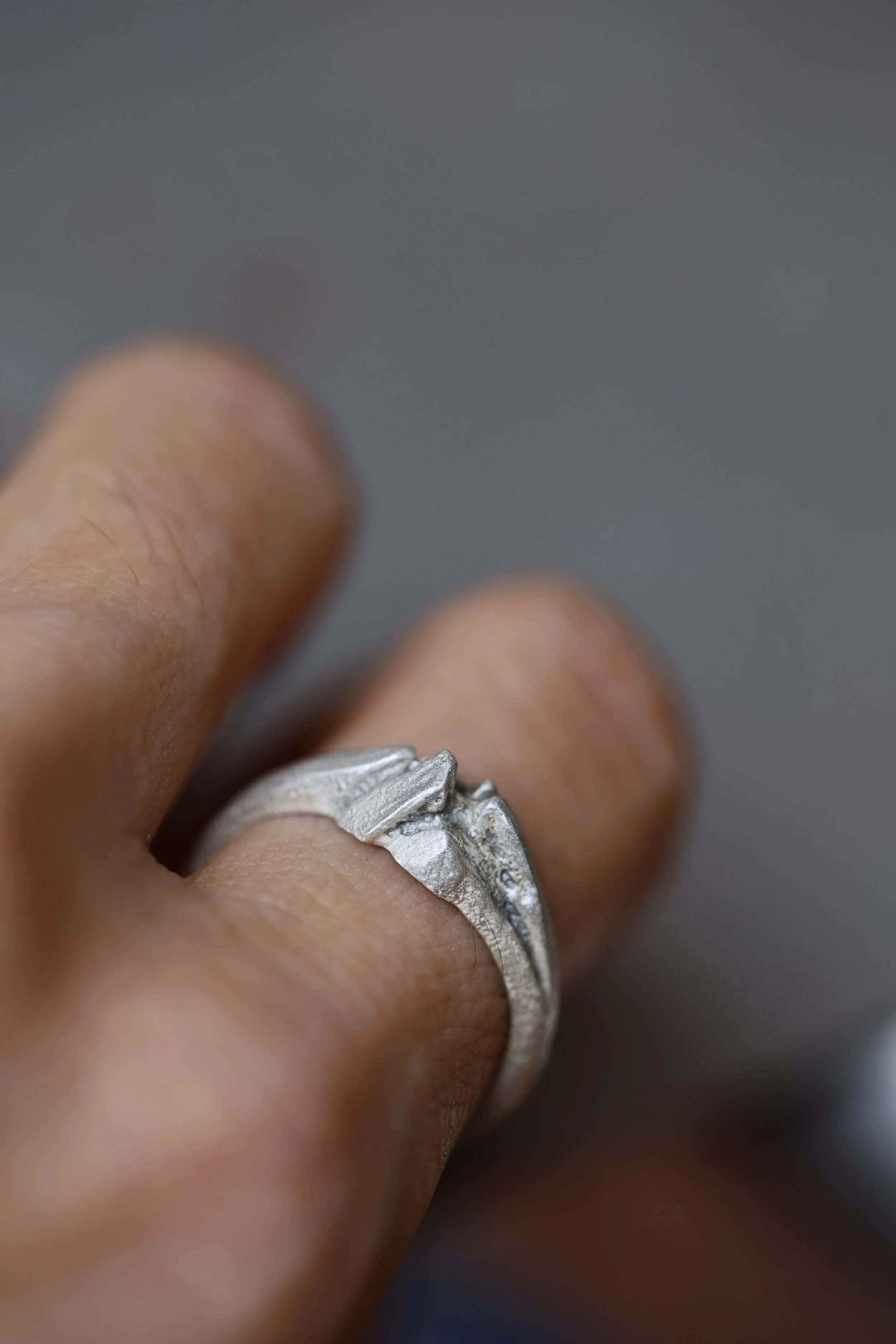 luxury-unique-mountain-ring.JPG