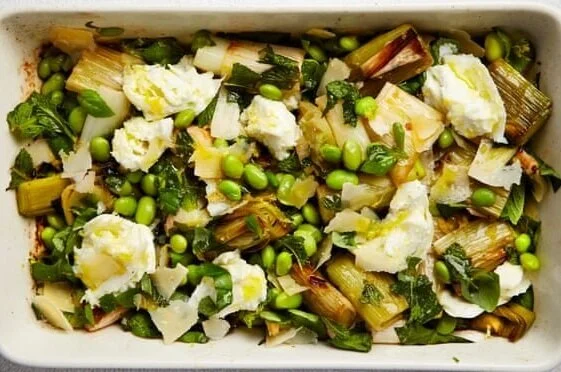 poireaux grillés et burrata